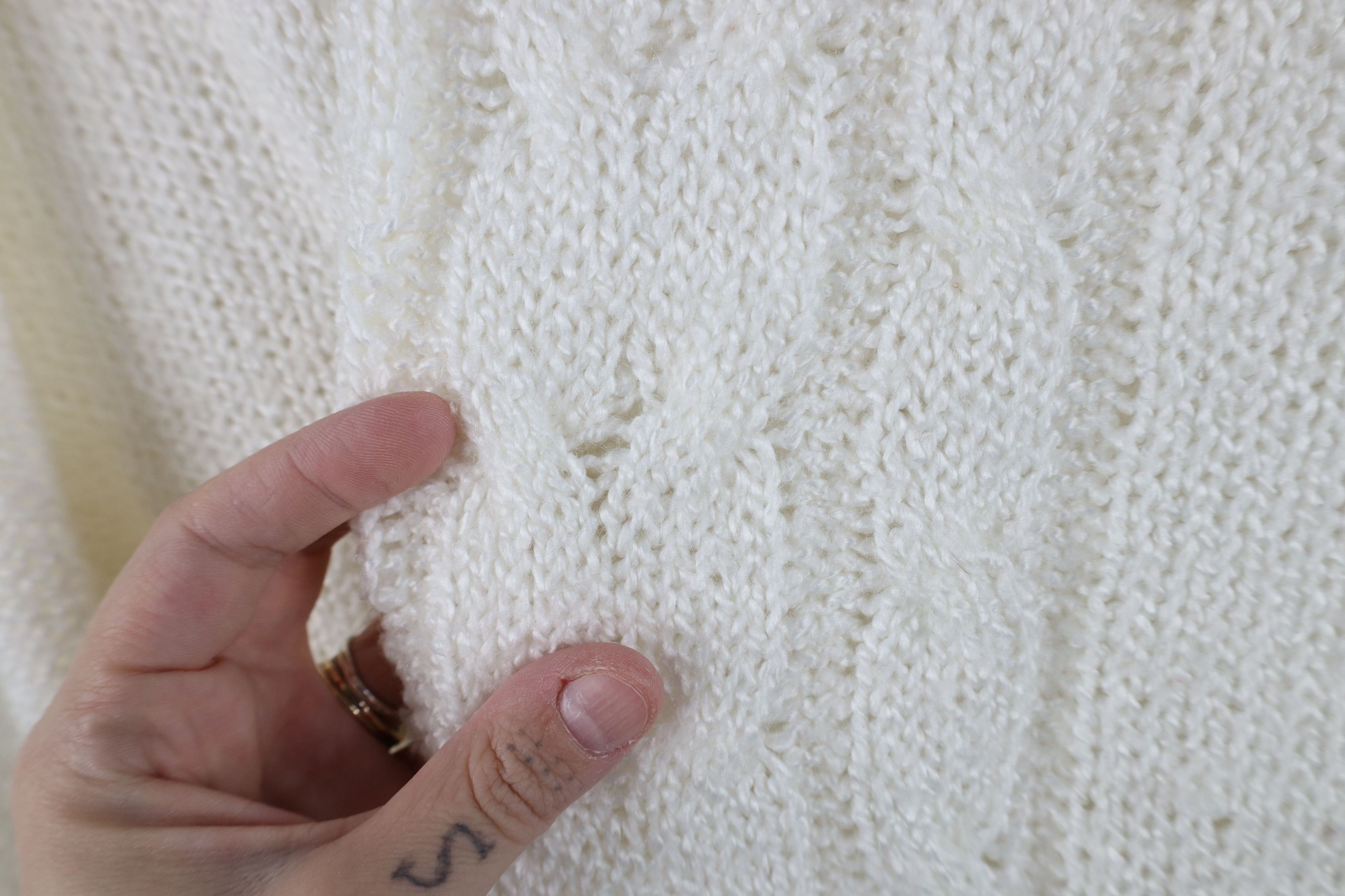 Vintage Vintage 90s Streetwear Crochet Cable Knit Collared Sweater Size L / US 10 / IT 46 - 7 Thumbnail