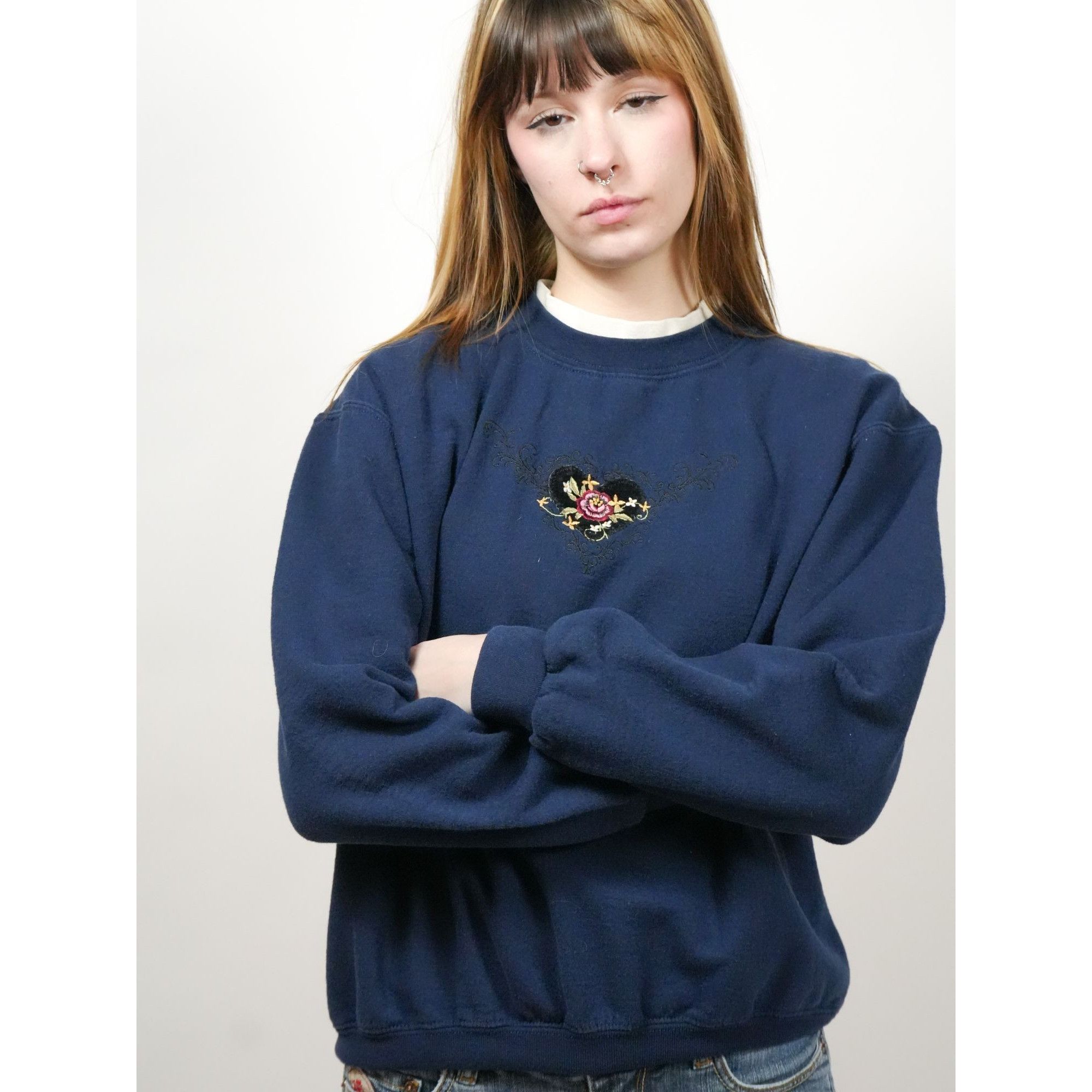 Other Vintage 90s Flower Heart Embroidered Navy Crewneck Size M / US 6-8 / IT 42-44 - 2 Thumbnail