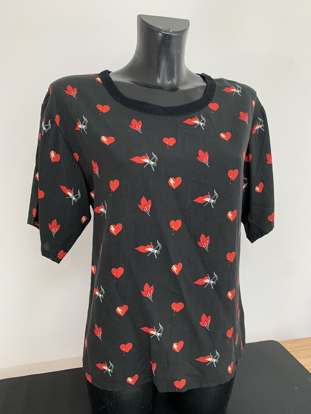 Yves Saint Laurent Saint Laurent Paris T-Shirt Size S / US 4 / IT 40 - 2 Thumbnail