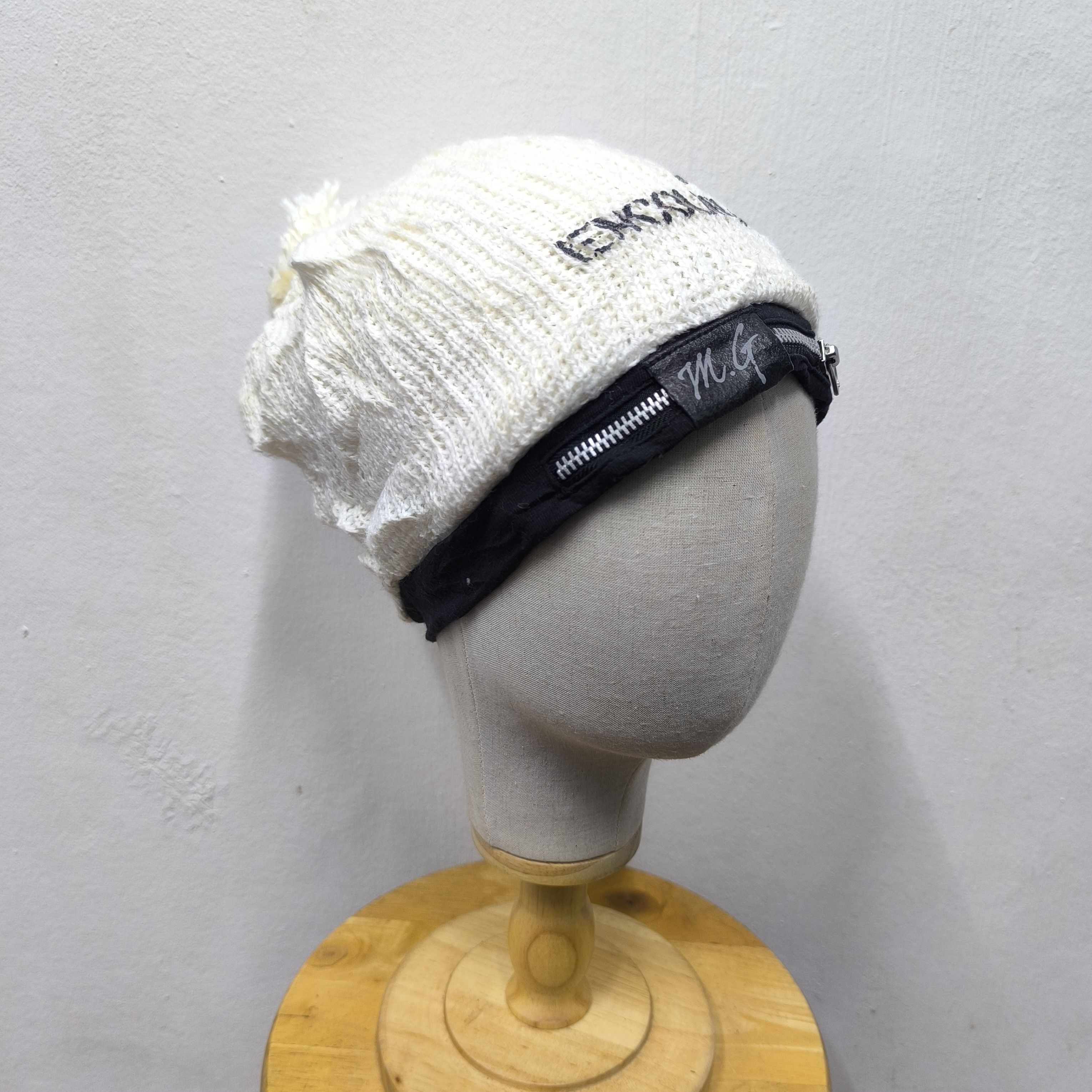 14th Addiction ☠️ Harajuku style zipper punk gothic emo beanie hat Size ONE SIZE - 3 Thumbnail