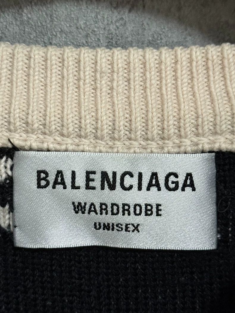 Balenciaga Balenciaga Crewneck pullover with full logo Size US M / EU 48-50 / 2 - 3 Thumbnail
