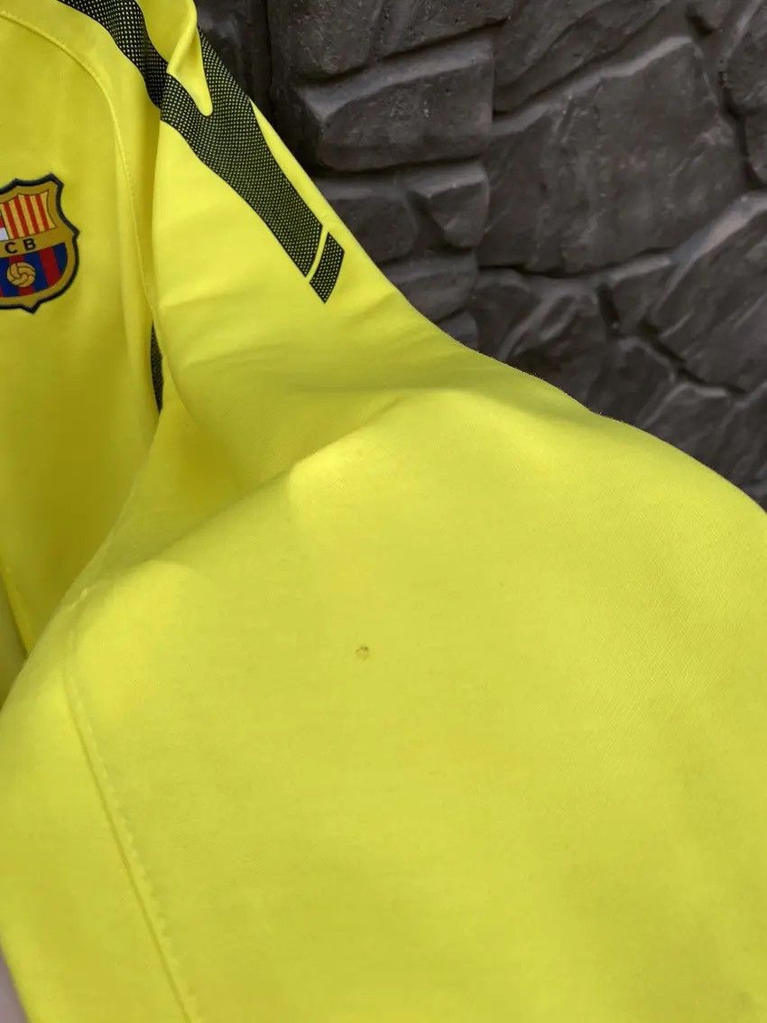 Nike × Vintage Nike FC Barcelona Jacket Yellow Black Mens Full Zip Track Size US M / EU 48-50 / 2 - 15 Thumbnail