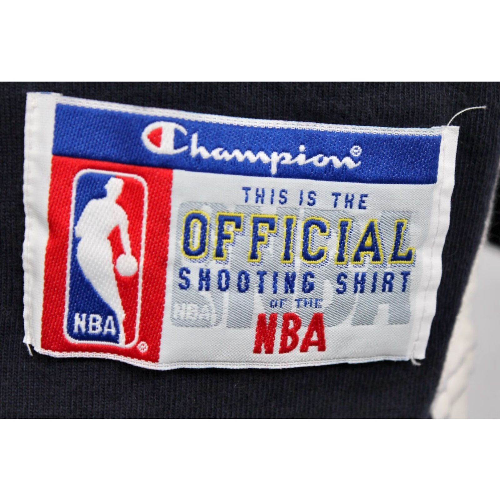 Champion VINTAGE Champion Houston Rockets Shooting Shirt Mens L Blue 90s NBA Tshirt Shirt Graphics Size US L / EU 52-54 / 3 - 4 Thumbnail