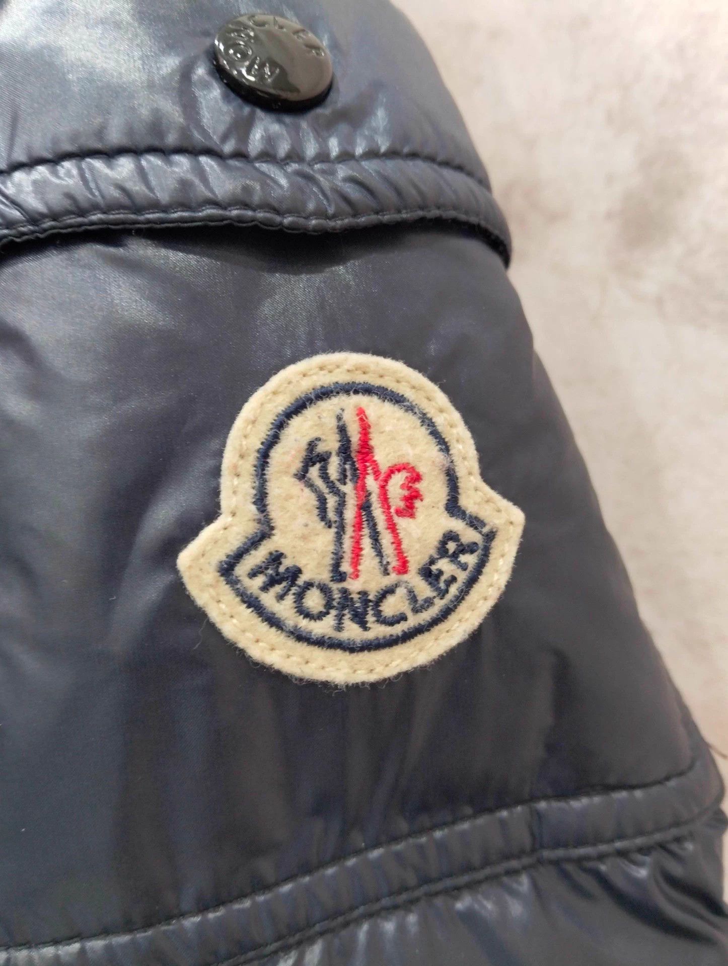 Moncler Moncler Navy Short Puffer Jacket Women's 3 Size L / US 10 / IT 46 - 8 Thumbnail