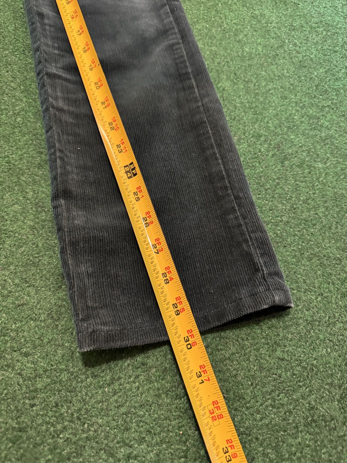 Levi's Vintage Clothing Vintage 70s Levi’s Student Retro Green Corduroy 25x30 Pants Size US 26 / EU 42 - 8 Thumbnail