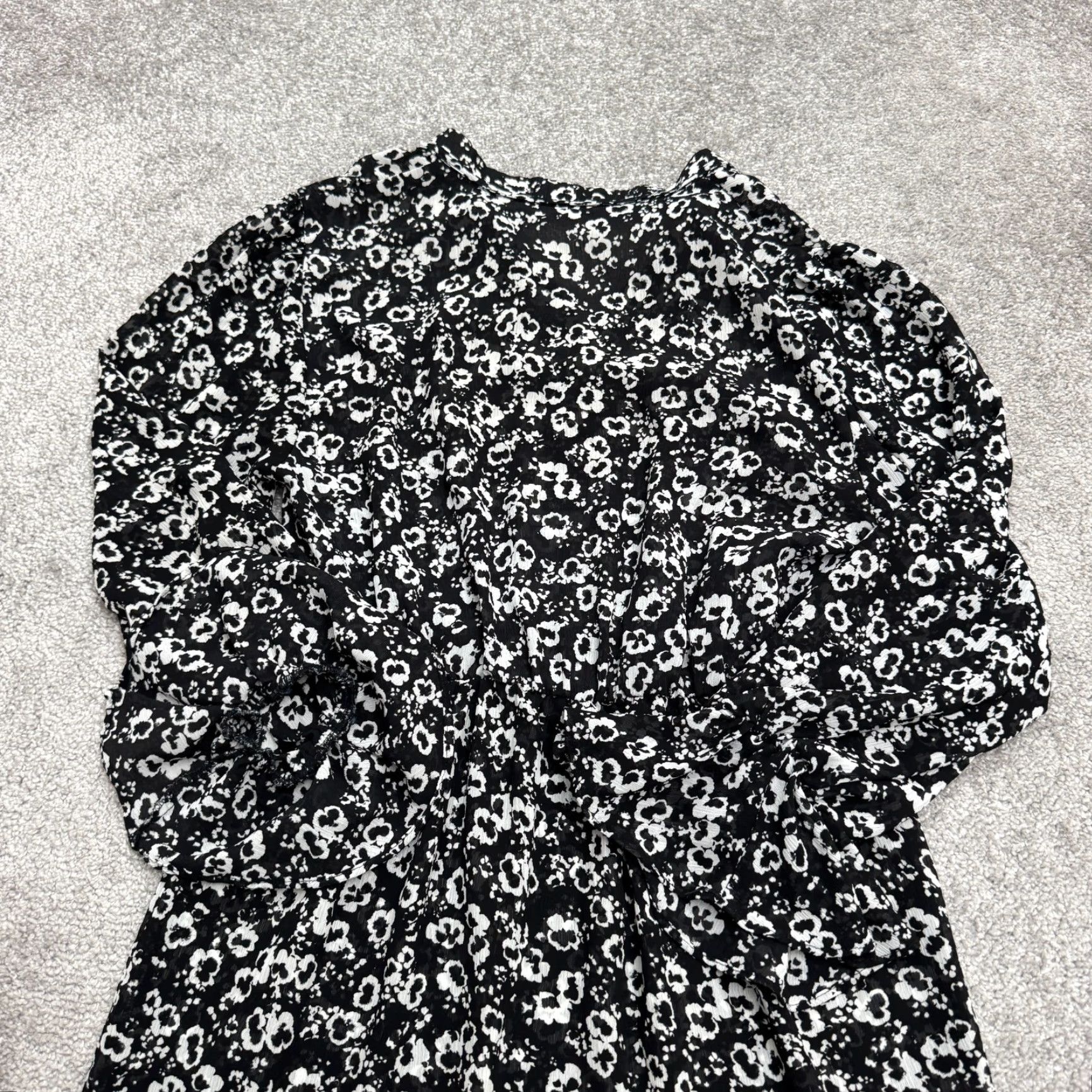 J.Crew J.CREW Merchantile Floral Ruffle Mini Dress Womens Petite Medium Black Elastic Shirt? Size M / US 6-8 / IT 42-44 - 3 Thumbnail