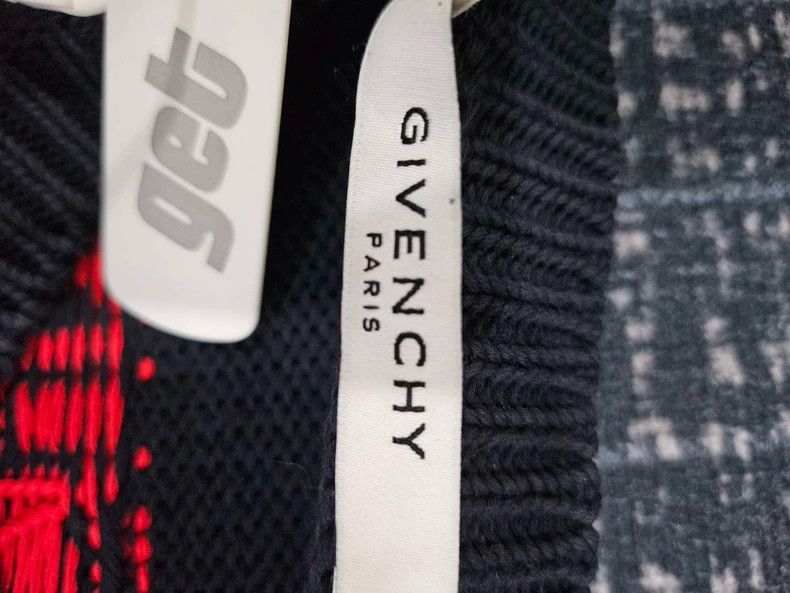Givenchy Givenchy Logo pattern round neck loose fit long sleeve swe Size US L / EU 52-54 / 3 - 5 Thumbnail