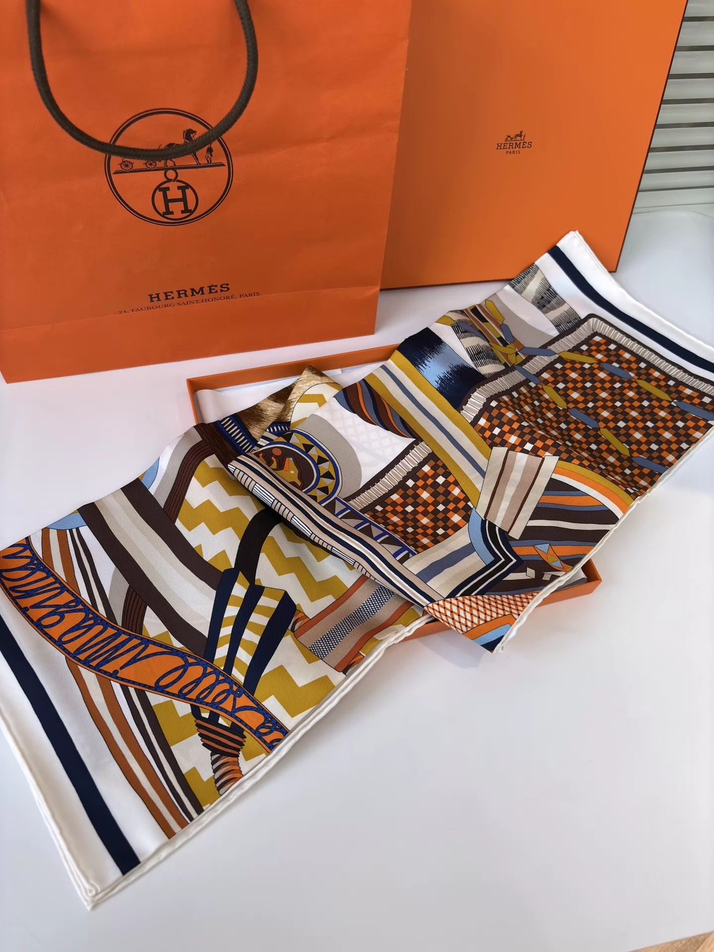 Hermes Hermes Fantasy Saddle 90cm Silk Scarf New Box & Tags Sale Size ONE SIZE - 2 Thumbnail