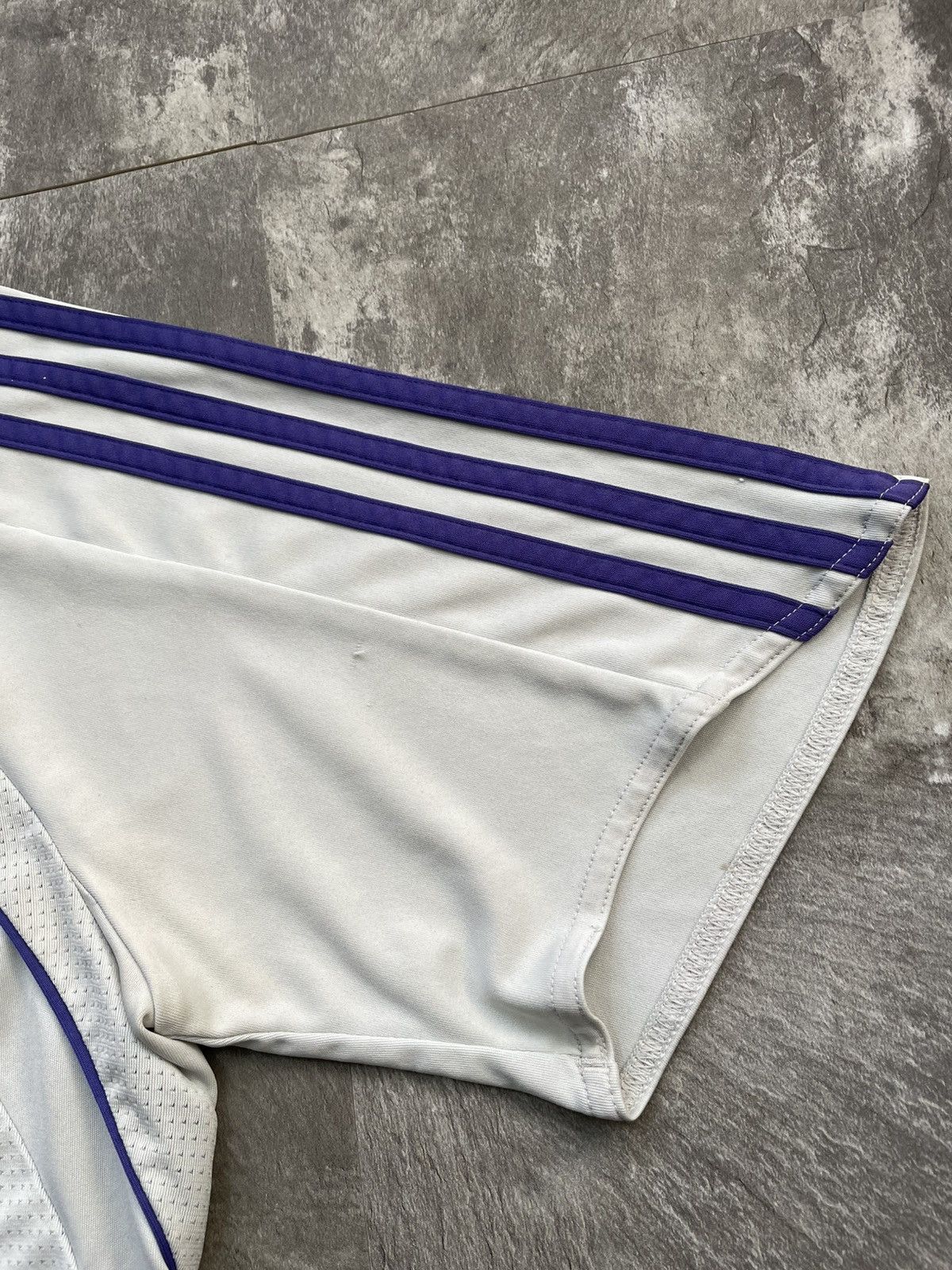 Adidas Adidas Vintage Real Madrid 2007 2008 Soccer Jersey Blokecore Size US M / EU 48-50 / 2 - 6 Thumbnail