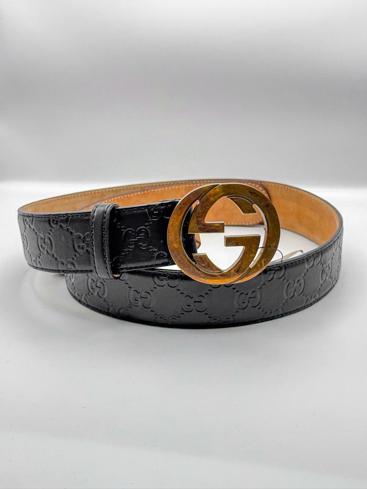 Gucci Black Leather Belt with Gold Interlocking G Buckle Gucci Interlocking G Logo Leather Belt - Black Belts  main image 4