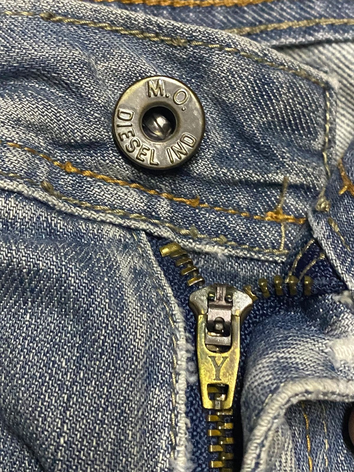 Diesel Black Gold Vintage Diesel Italy Brand Streetwear Faded Wash Loose Jeans Size US 30 / EU 46 - 8 Thumbnail