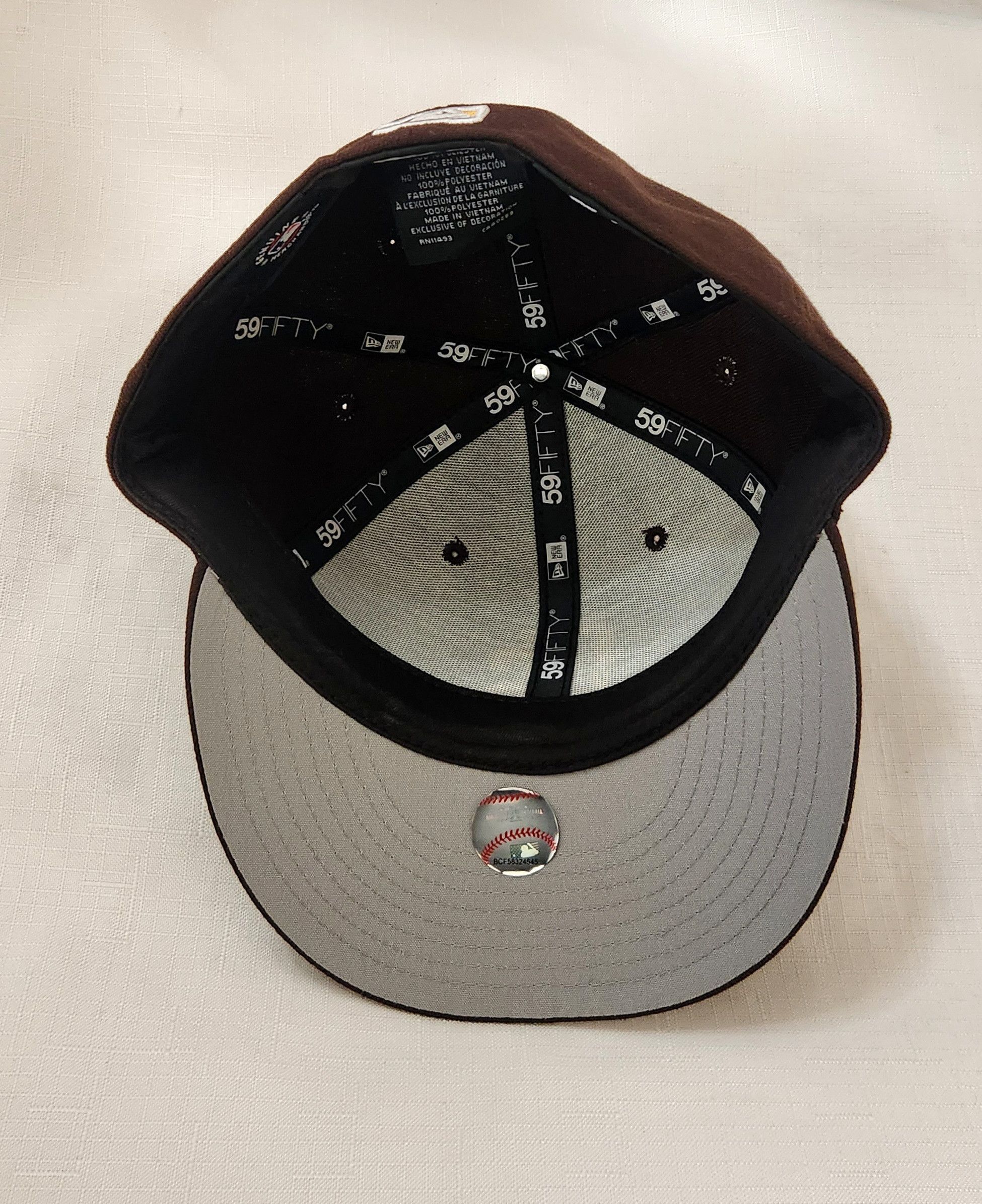 New Era New Era 7 1/8 Upside Down Logo Exclusive San Diego Padres Size ONE SIZE - 6 Thumbnail
