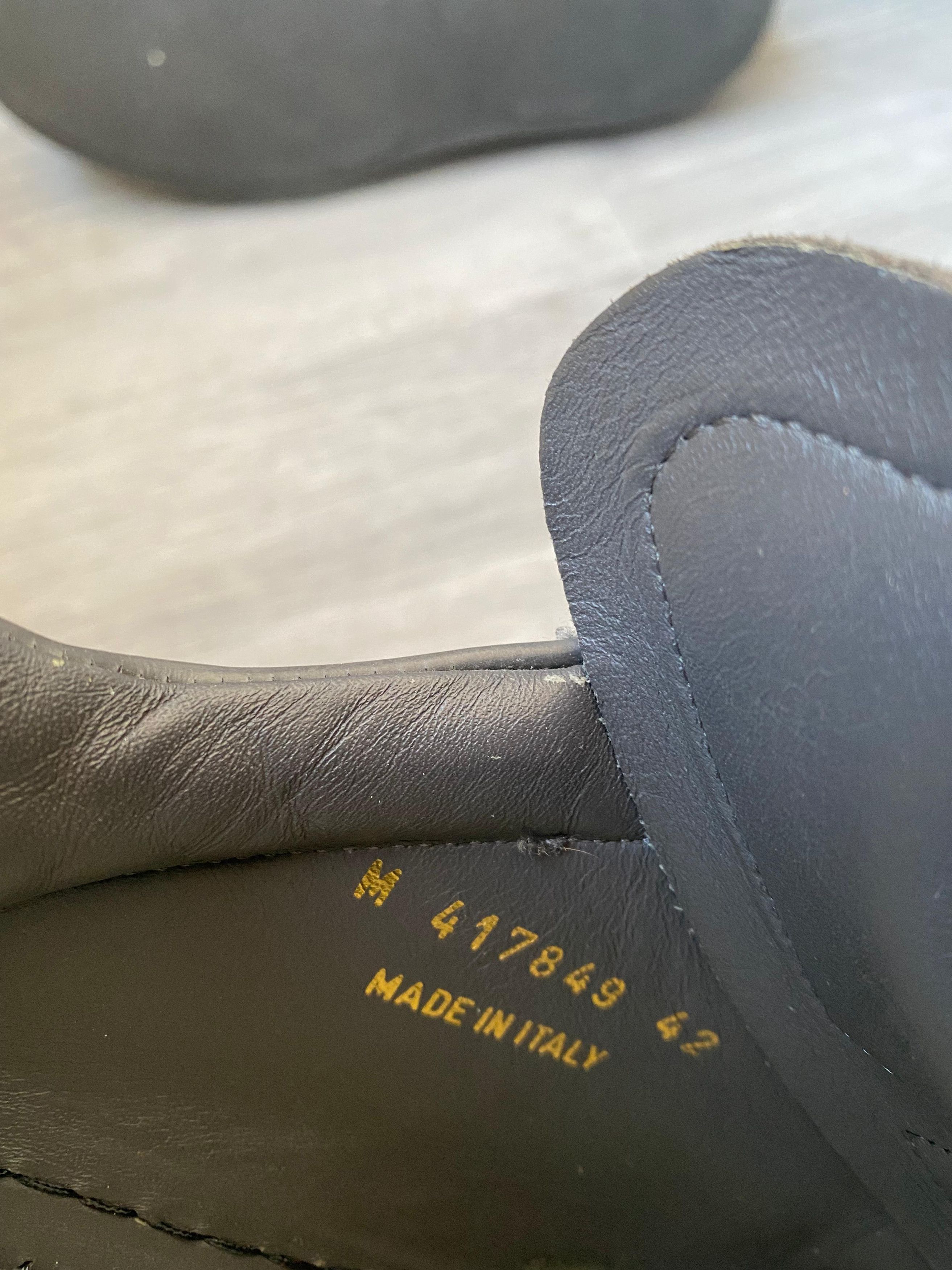 Saint Laurent Paris Saint Laurent SL01 Low Top Sneakers Sz 42 Size US 9 / EU 42 - 8 Thumbnail