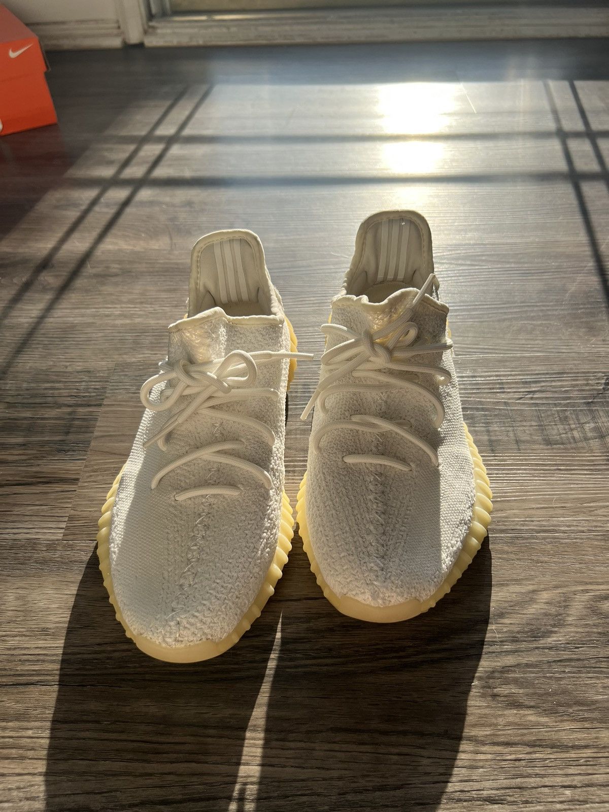 Yeezy Yeezy Boost 350 Cream White Size US 10 / EU 43 - 4 Thumbnail