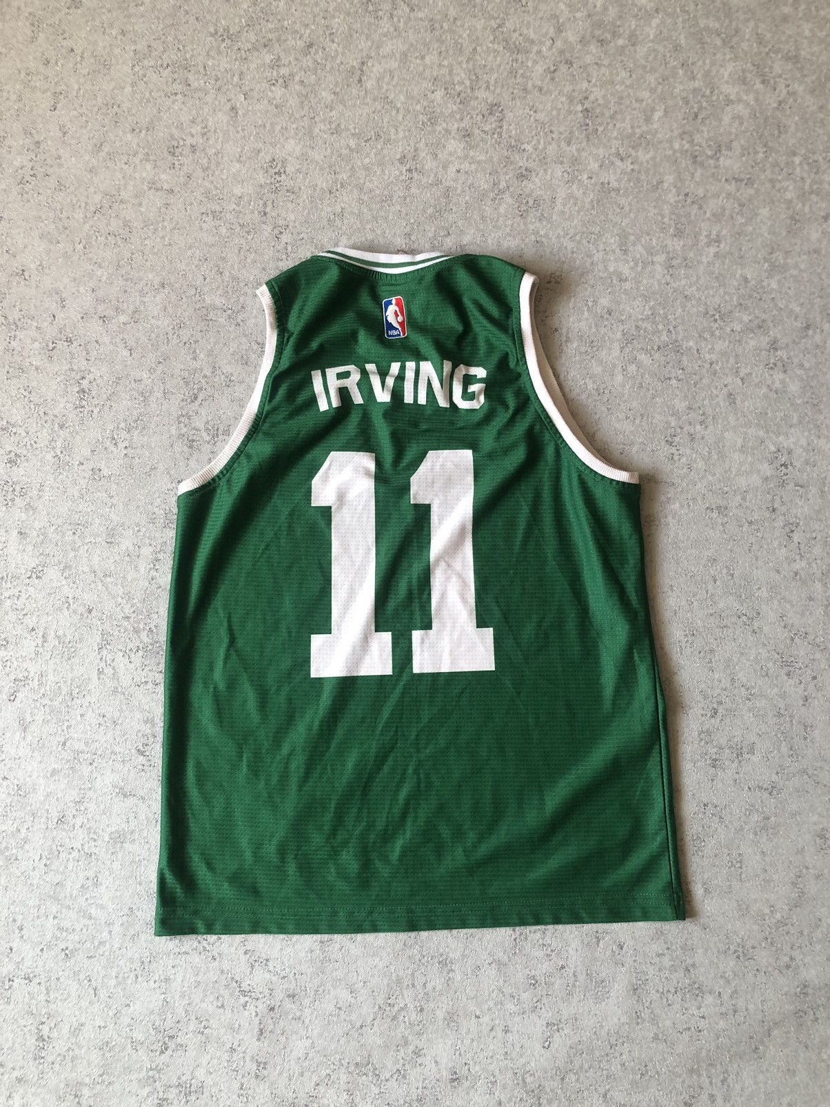 NBA × Vintage VINTAGE BOOTLEG CELTICS #11 IRVING JERSEY Size US M / EU 48-50 / 2 - 2 Thumbnail