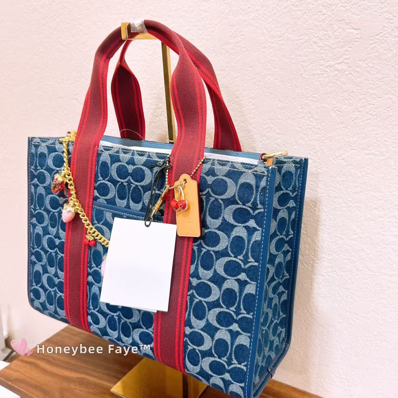Coach NWT Coach Smith Tote Bag In Signature Denim CY698 Size ONE SIZE - 8 Thumbnail