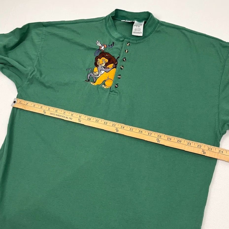 Disney VINTAGE Disney Store Lion King Shirt Adult 2XL Crew Neck Green Embroidered Cast Henley Logo Mens Size US XXL / EU 58 / 5 - 5 Thumbnail