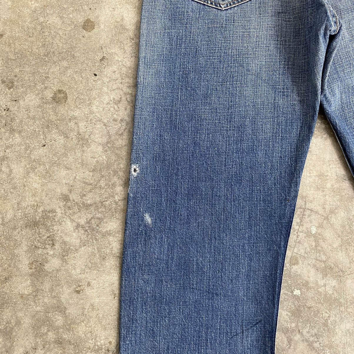 Levi's Size 33x32.5 Vintage 00’s Levis 501 Faded Blue Ripped Jeans Size US 33 - 17 Thumbnail