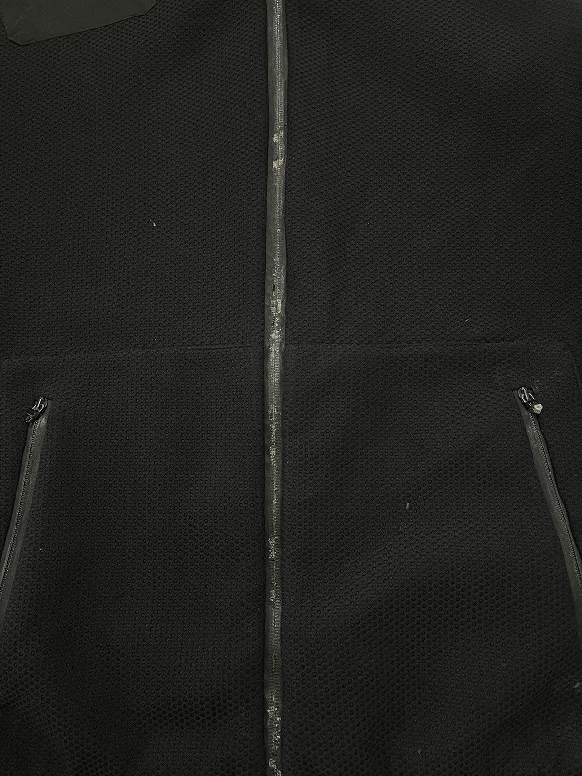 Moncler 2000s Moncler Grenoble Hybrid Panel Zip Hoddie y2k Lgb Ifsix Size US L / EU 52-54 / 3 - 7 Thumbnail