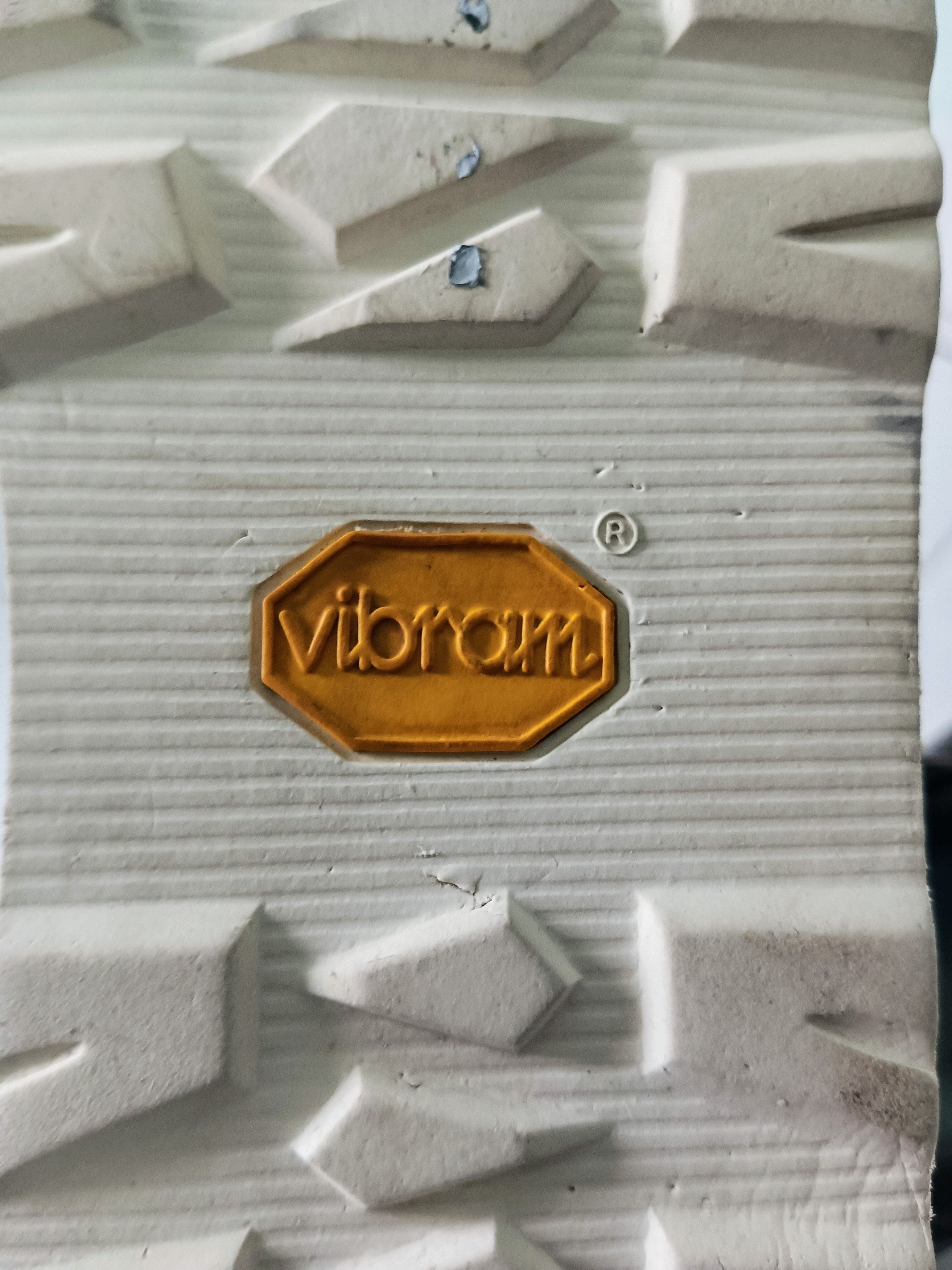 Ugg × Vibram UGG Capulin Mens Leather Waterproof Boots S/N 3238 Size US 10 / EU 43 - 10 Thumbnail