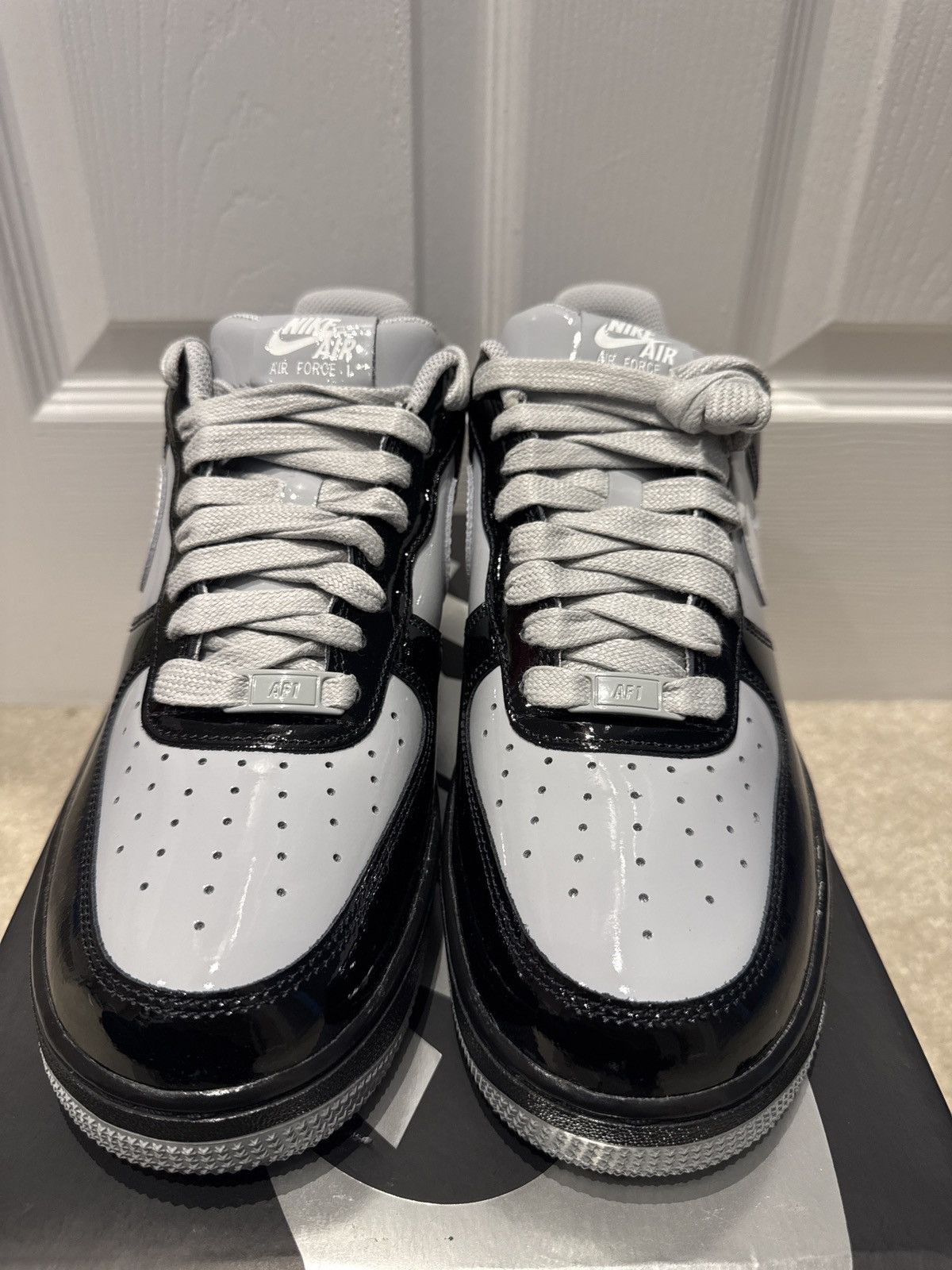 Nike Nike x Syna Air Force 1 '07 Black/Light Smoke Grey US 9.5 Size US 9.5 / EU 42-43 - 6 Thumbnail