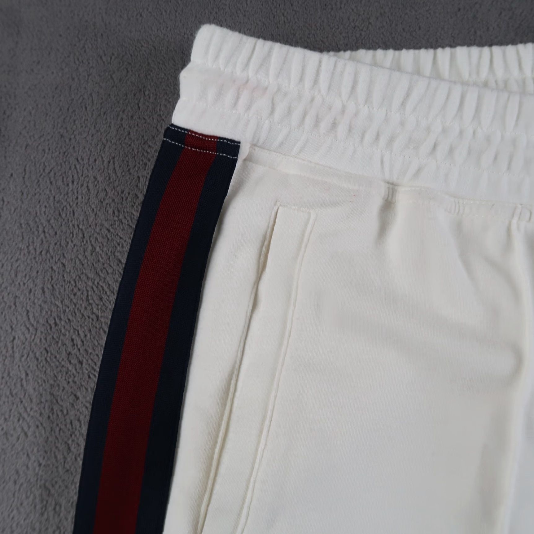 Brooks Brothers Brooks Brothers Joggers Mens L White Striped Drawstring Slim Stretch Pants Size ONE SIZE - 6 Thumbnail