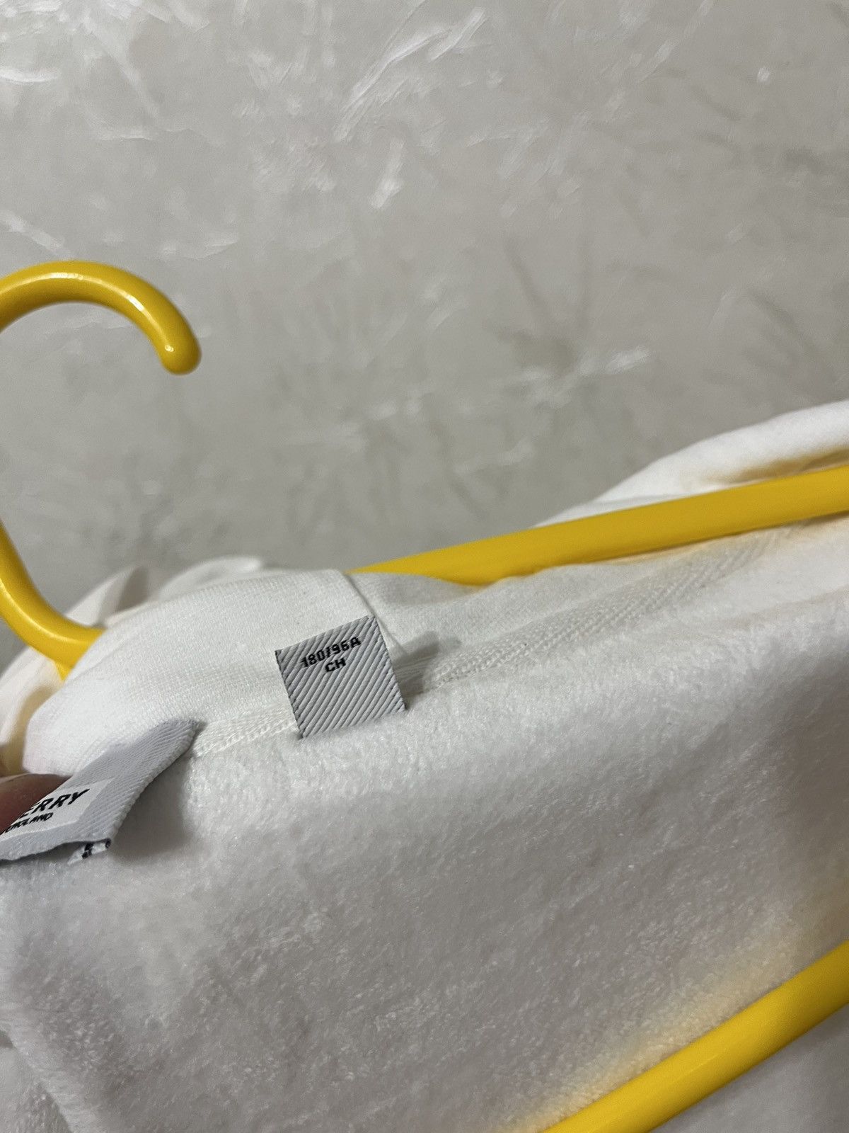 Burberry Burberry TB Monogram Motif White Zip Up Hoodie Size L Size US L / EU 52-54 / 3 - 10 Thumbnail