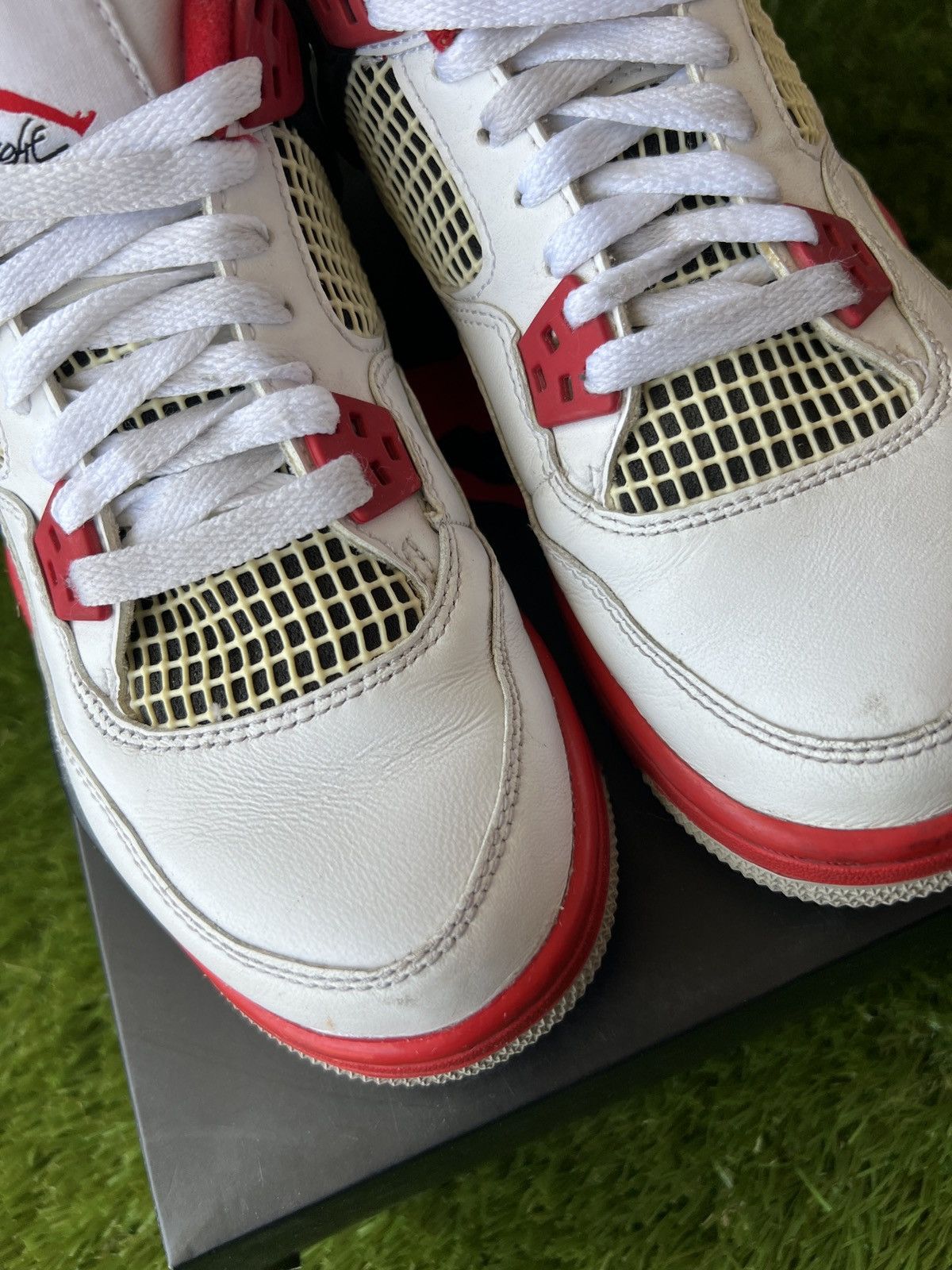 Jordan Brand × Nike Jordan 4 Retro Fire Red (2020) Size US 6 / EU 39 - 4 Thumbnail