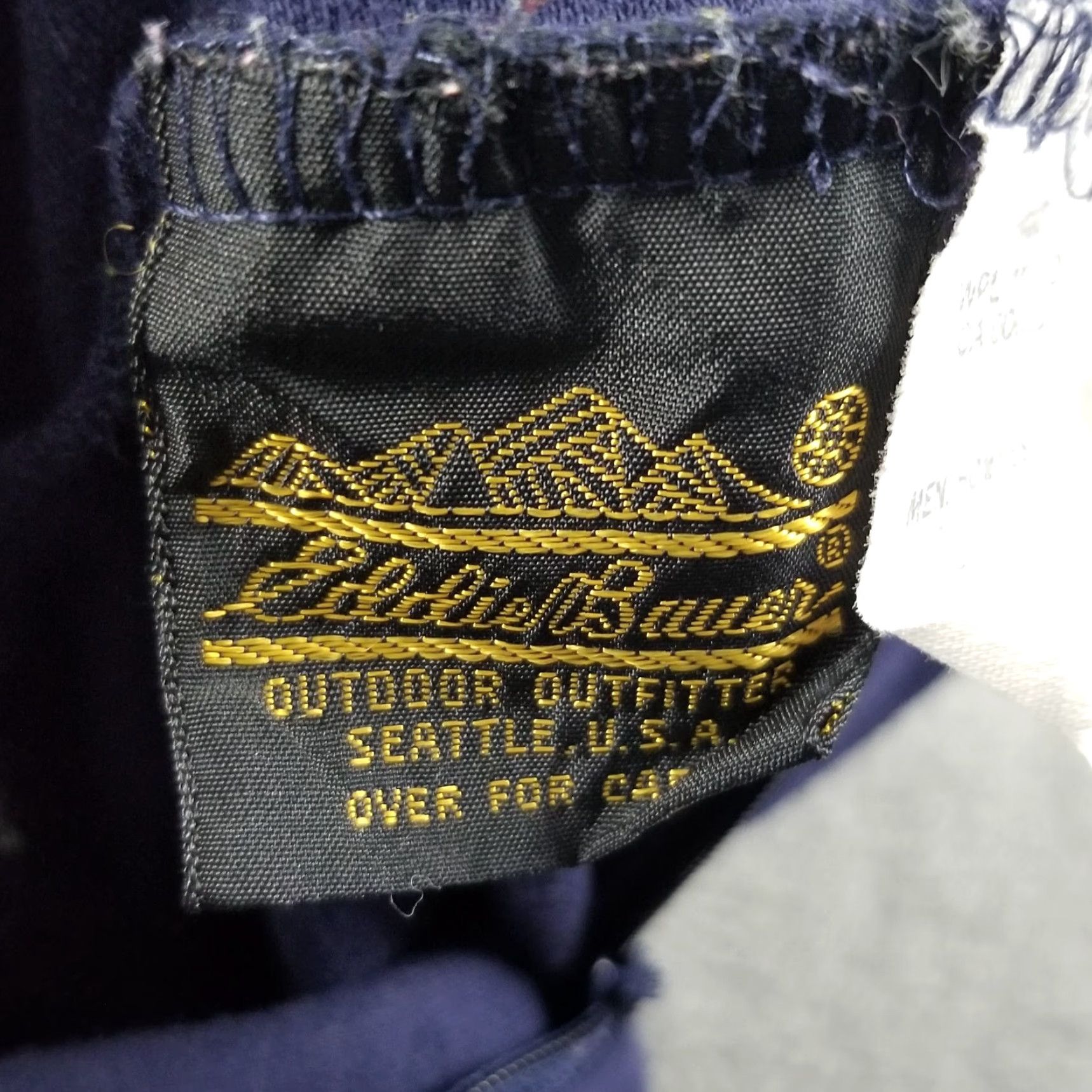 Eddie Bauer VINTAGE Eddie Bauer Sweatshirt Shirt Adult Large Blue Turtleneck Ski Mens Size US L / EU 52-54 / 3 - 6 Thumbnail