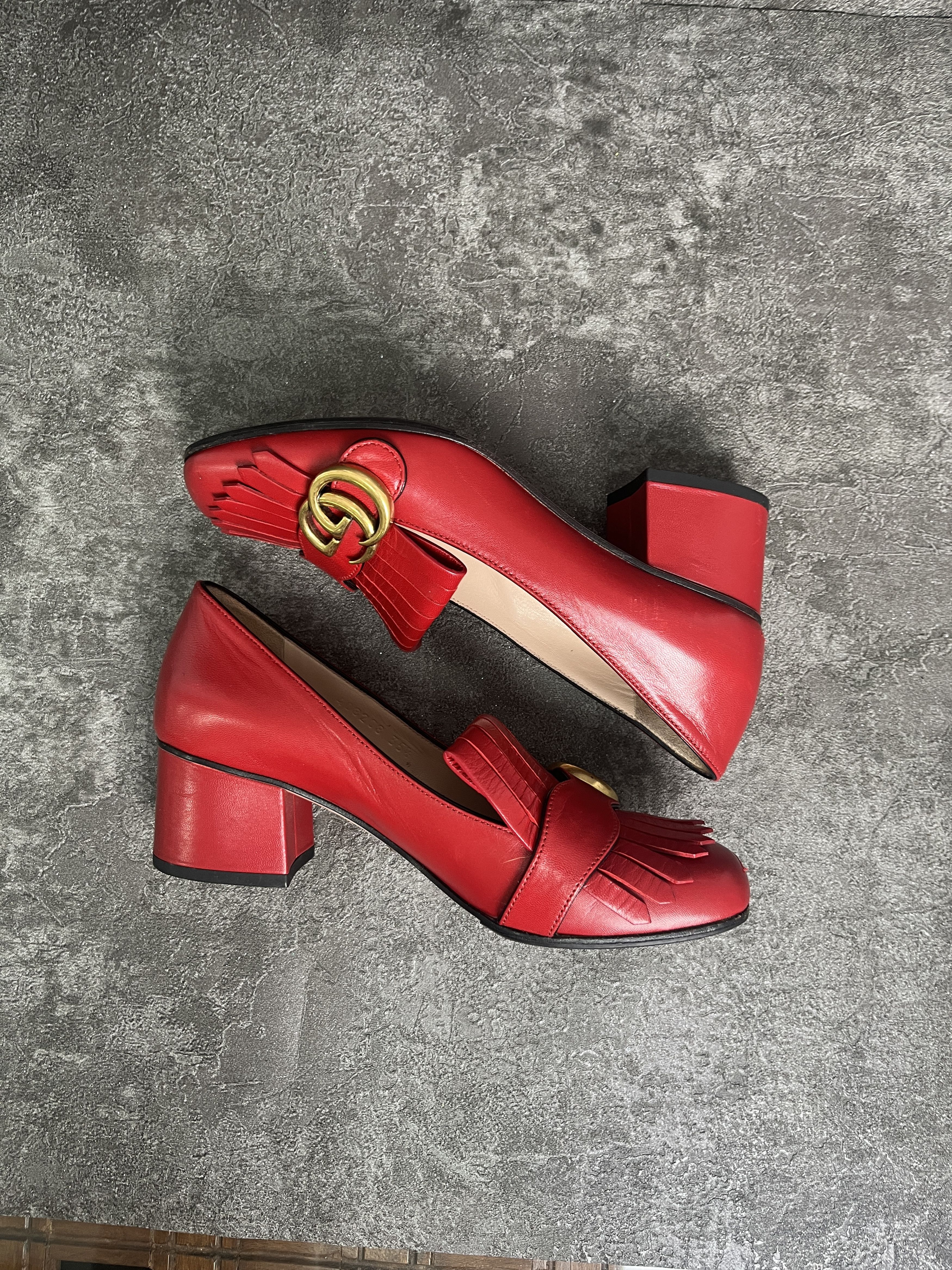 Gucci Gucci Red Marmont Fringe Mid-Heel Pumps Size US 5.5 / IT 35.5 - 7 Thumbnail