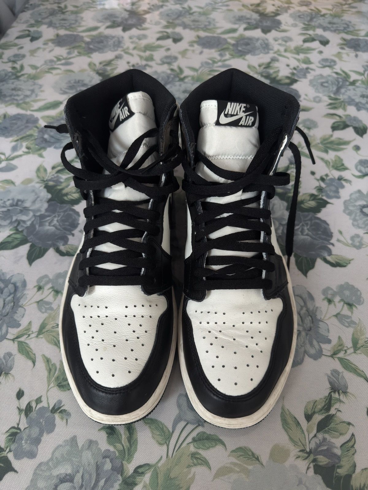 Jordan Brand Air Jordan 1 Mocha Size US 13 / EU 46 - 3 Thumbnail