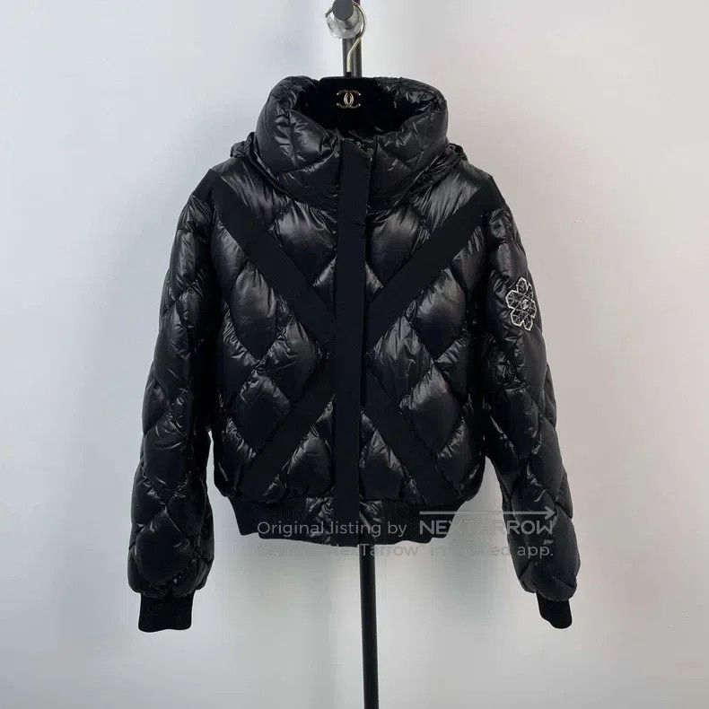 Chanel Chanel Black down jacket Size XS / US 0-2 / IT 36-38 - 1 Thumbnail
