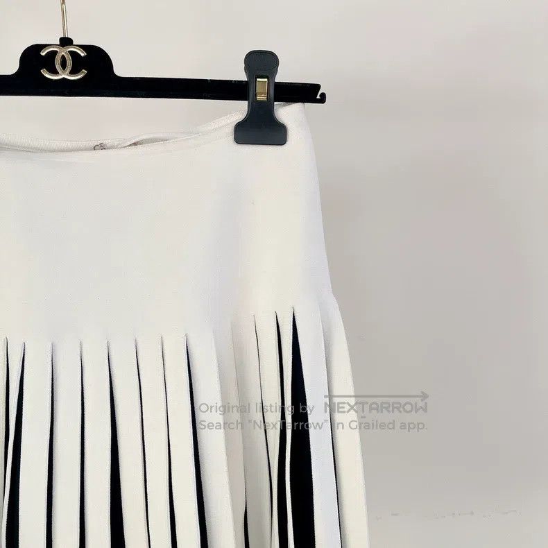 Alaia Alaia Color Block Pleated Skirt Size 27" / US 4 / IT 40 - 3 Thumbnail