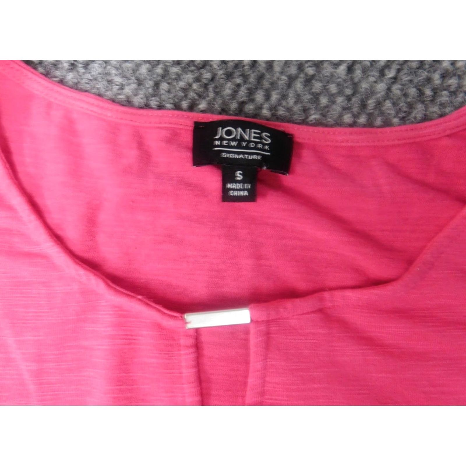 Jones New York Jones New York Womens Blouse S Pink Solid Off the Shoulder Sleeveless Pullover Casual Regular Fit Stretch Pattern: Solid Size S / US 4 / IT 40 - 6 Thumbnail