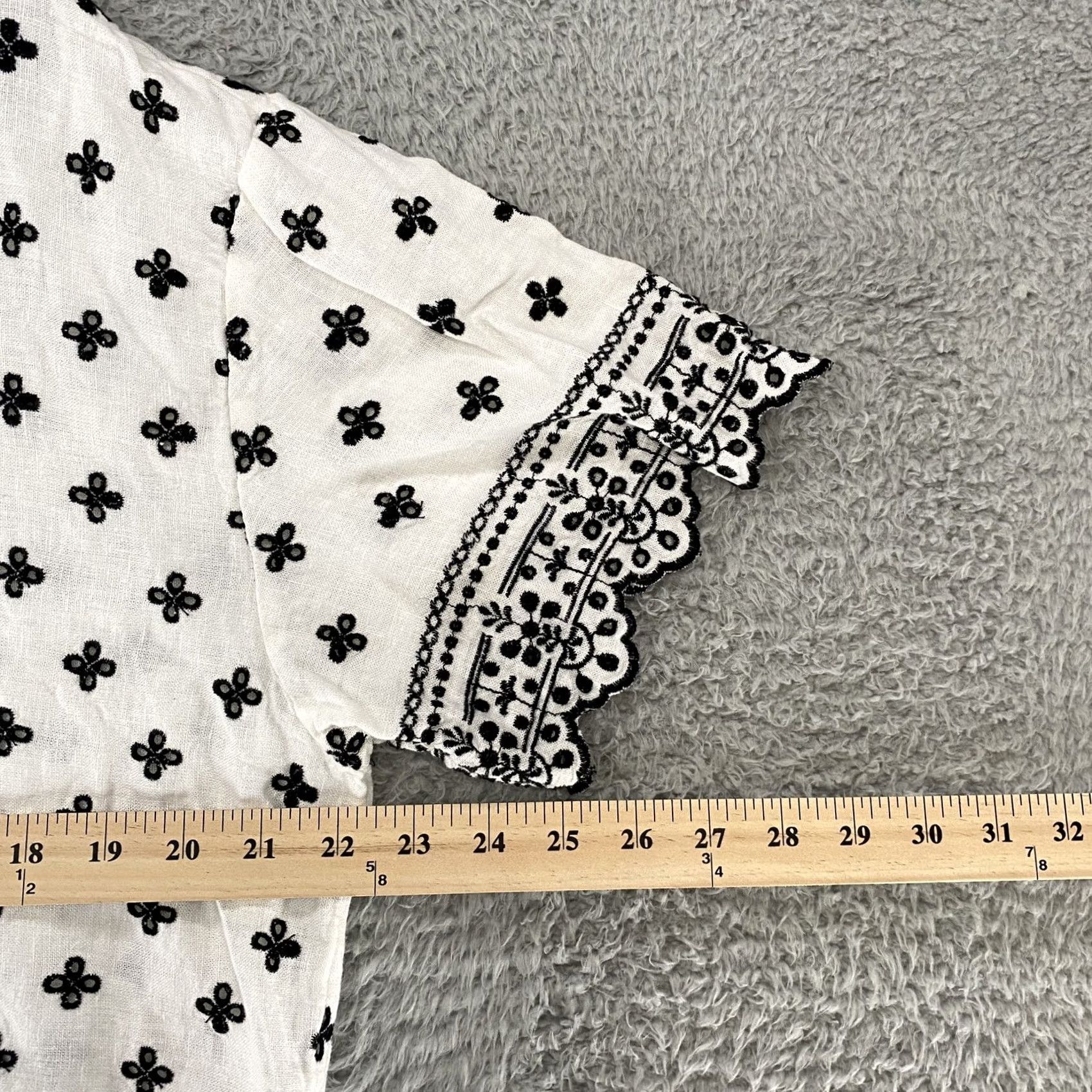 Abercrombie & Fitch Abercrombie & Fitch Shirt Womens L White Embroidered Linen Boxy Eyelet Cropped Bohemian Beach Size L / US 10 / IT 46 - 5 Thumbnail