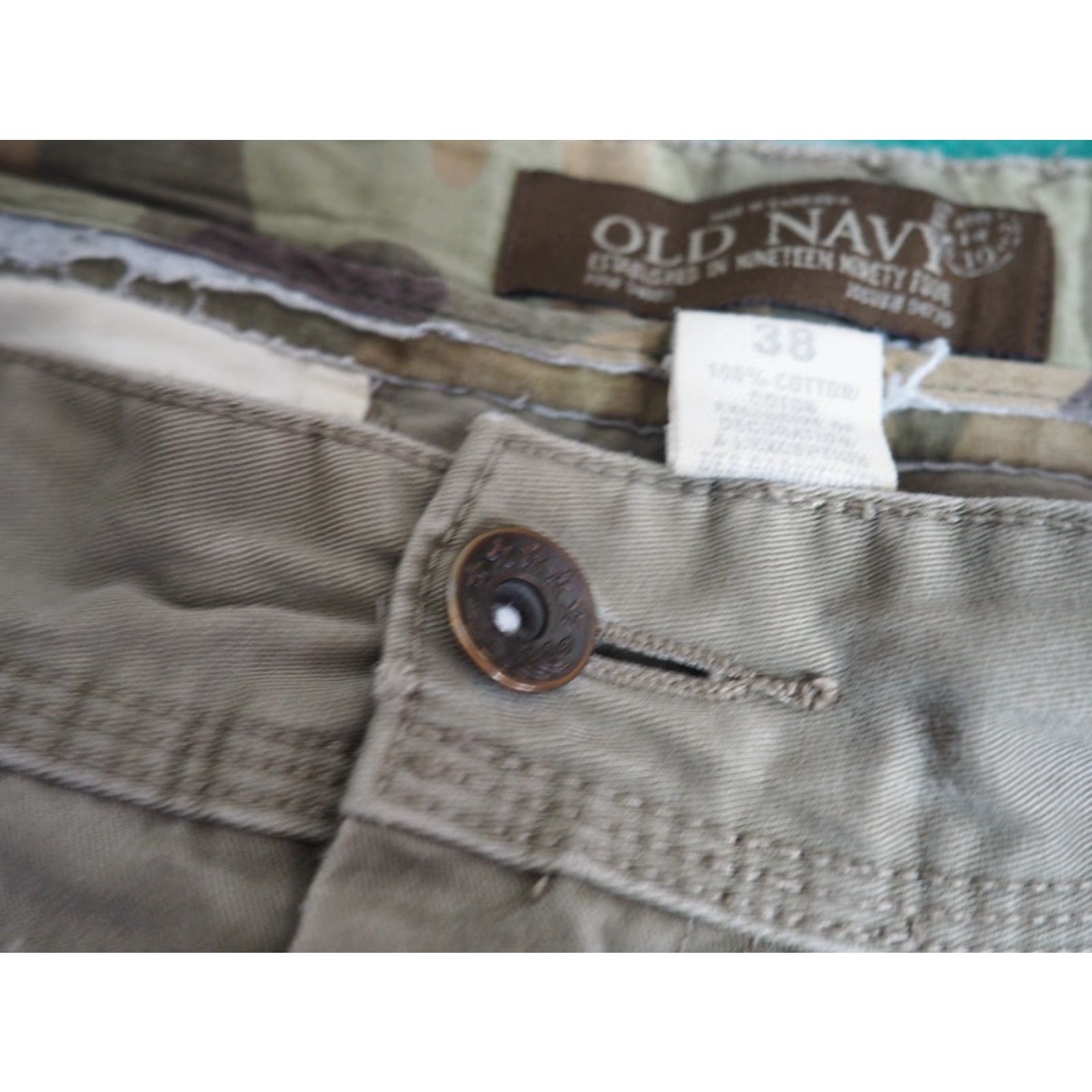 Old Navy VINTAGE Old Navy Cargo Shorts Mens Regular 40W Gray Fatigue Pockets Casual 2000s Army 22" length Size US 40 / EU 56 - 5 Thumbnail