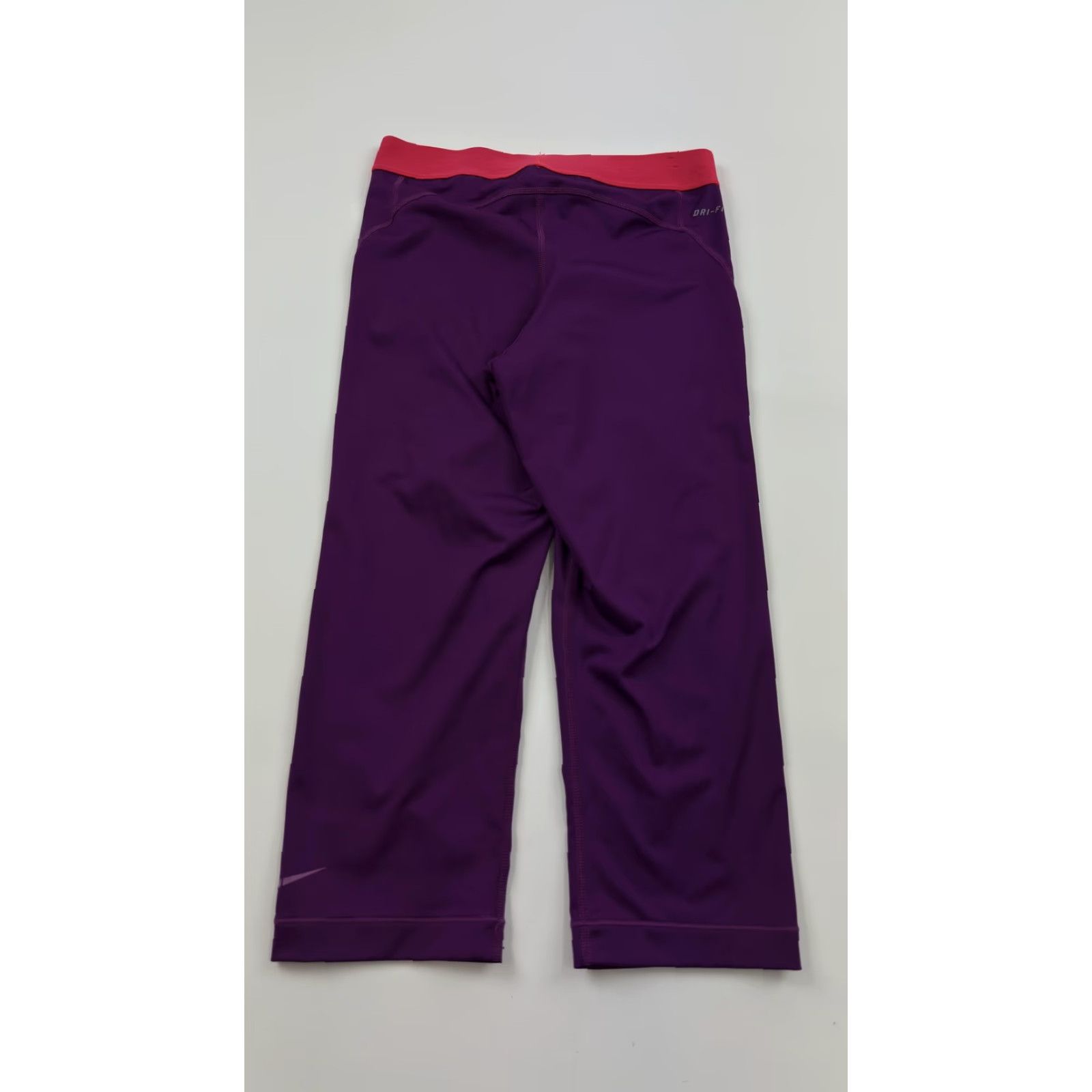 Nike VINTAGE Nike Pro Dri-FIT Capris Womens Medium Purple Pink Athletic Compression Pants Size 32" / US 10 / IT 46 - 5 Thumbnail