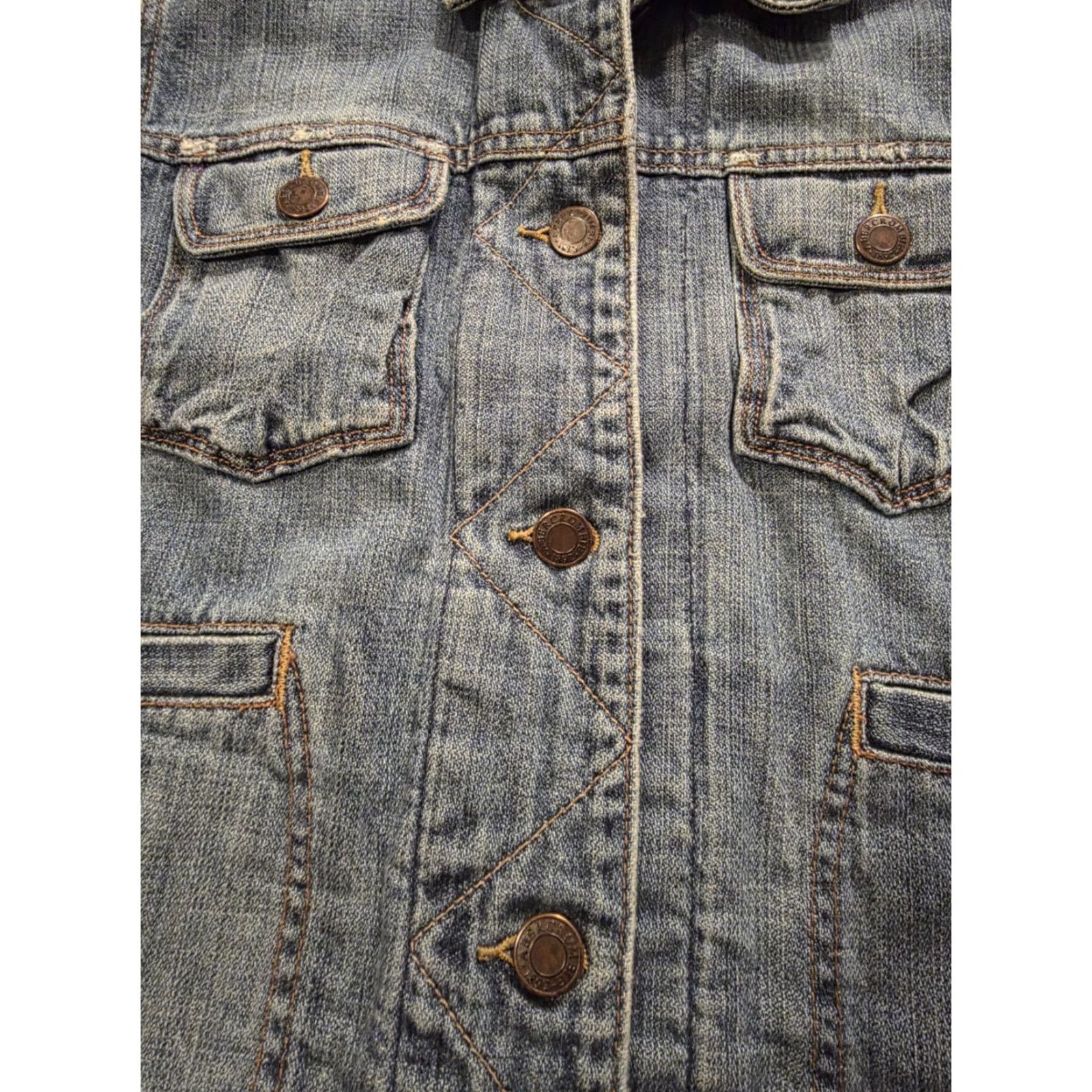 Abercrombie & Fitch VINTAGE Abercrombie & Fitch Women's Denim Trucker Jacket Short Cropped Blue Cotton Button Pockets Collared Casual, Travel, Party 90s Grunge Womens M Size M / US 6-8 / IT 42-44 - 4 Thumbnail