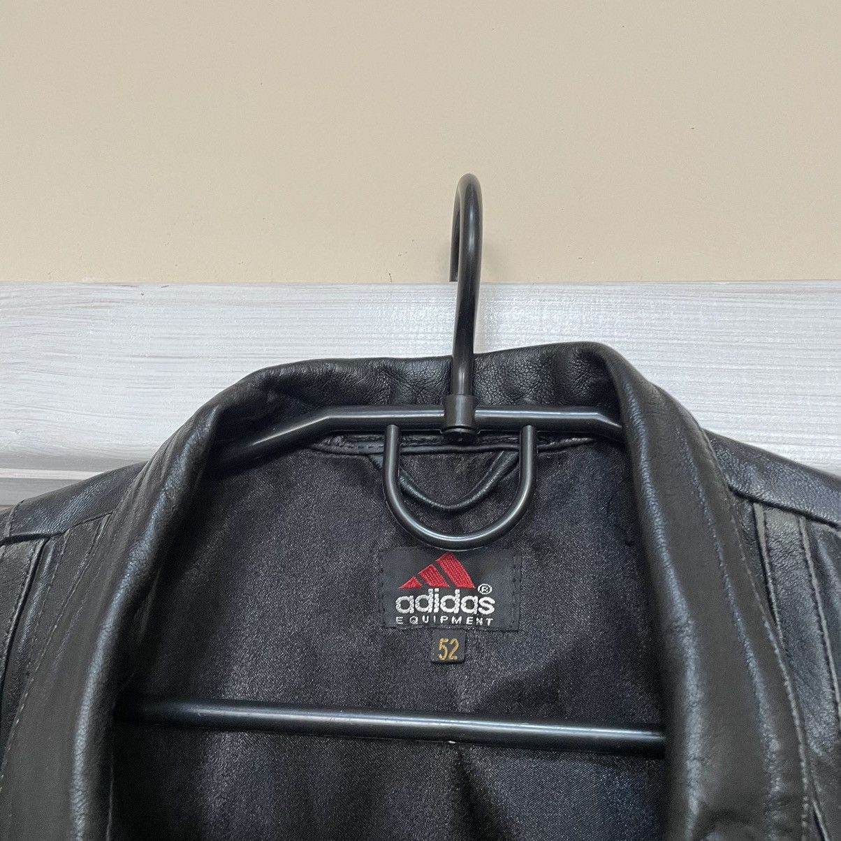 Adidas × Vintage RARE 90s Black adidas LEATHER VEST jacket bomber equipment Size US L / EU 52-54 / 3 - 2 Thumbnail