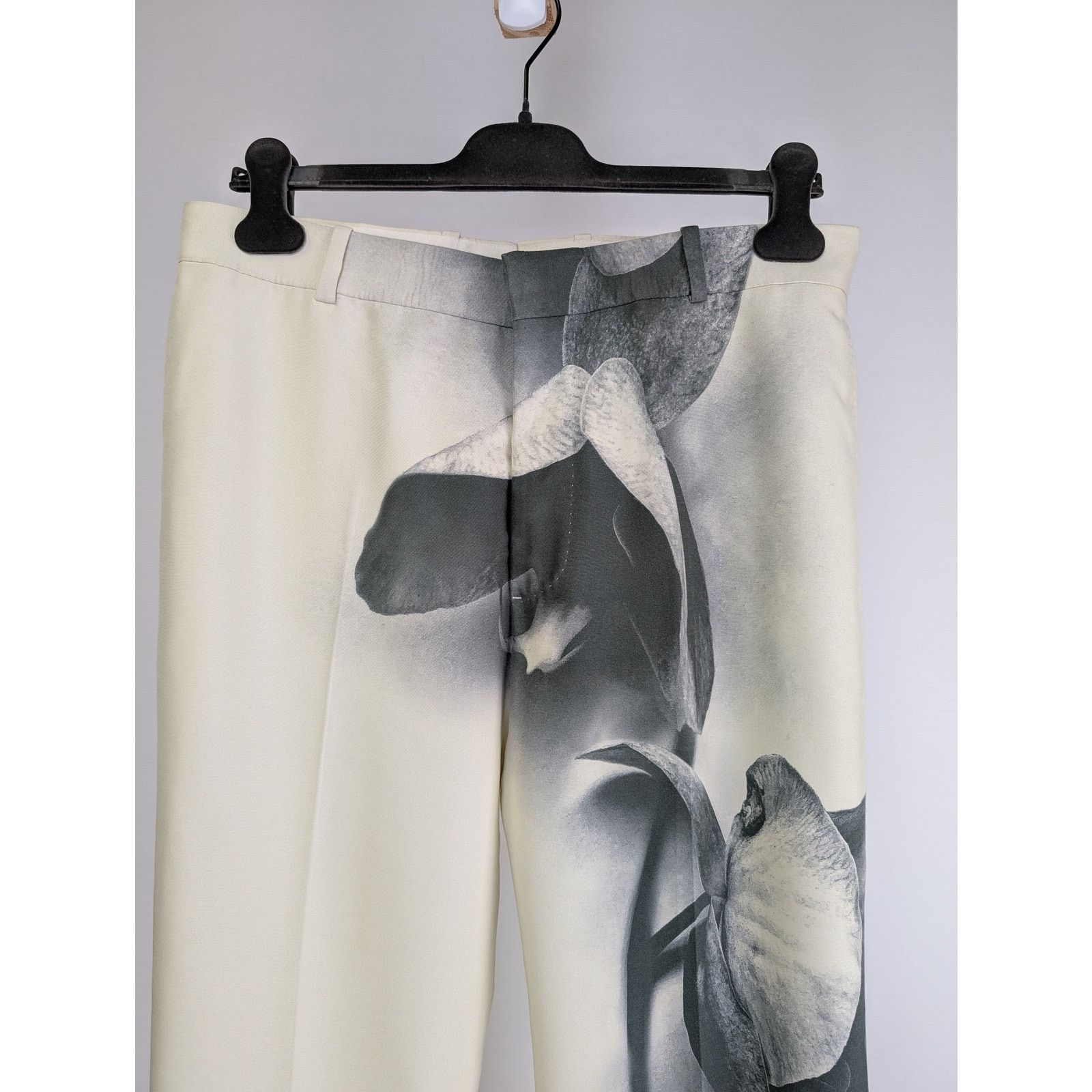 Alexander McQueen o1rshd1 Orchid Print ON Viscose Cady Pants in Putty/black Size US 32 / EU 48 - 4 Thumbnail