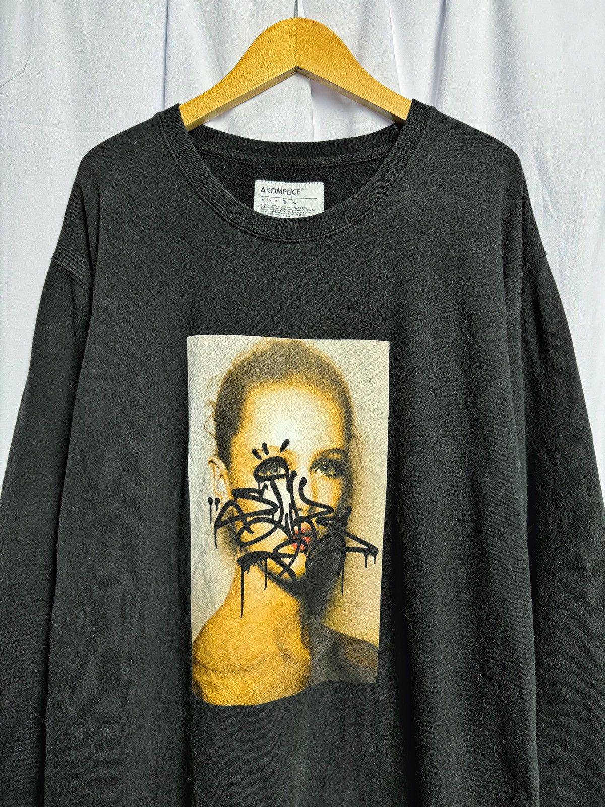 Akomplice Akomplice X Rafael Sliks Girl Art Sweaters Size US XL / EU 56 / 4 - 3 Thumbnail