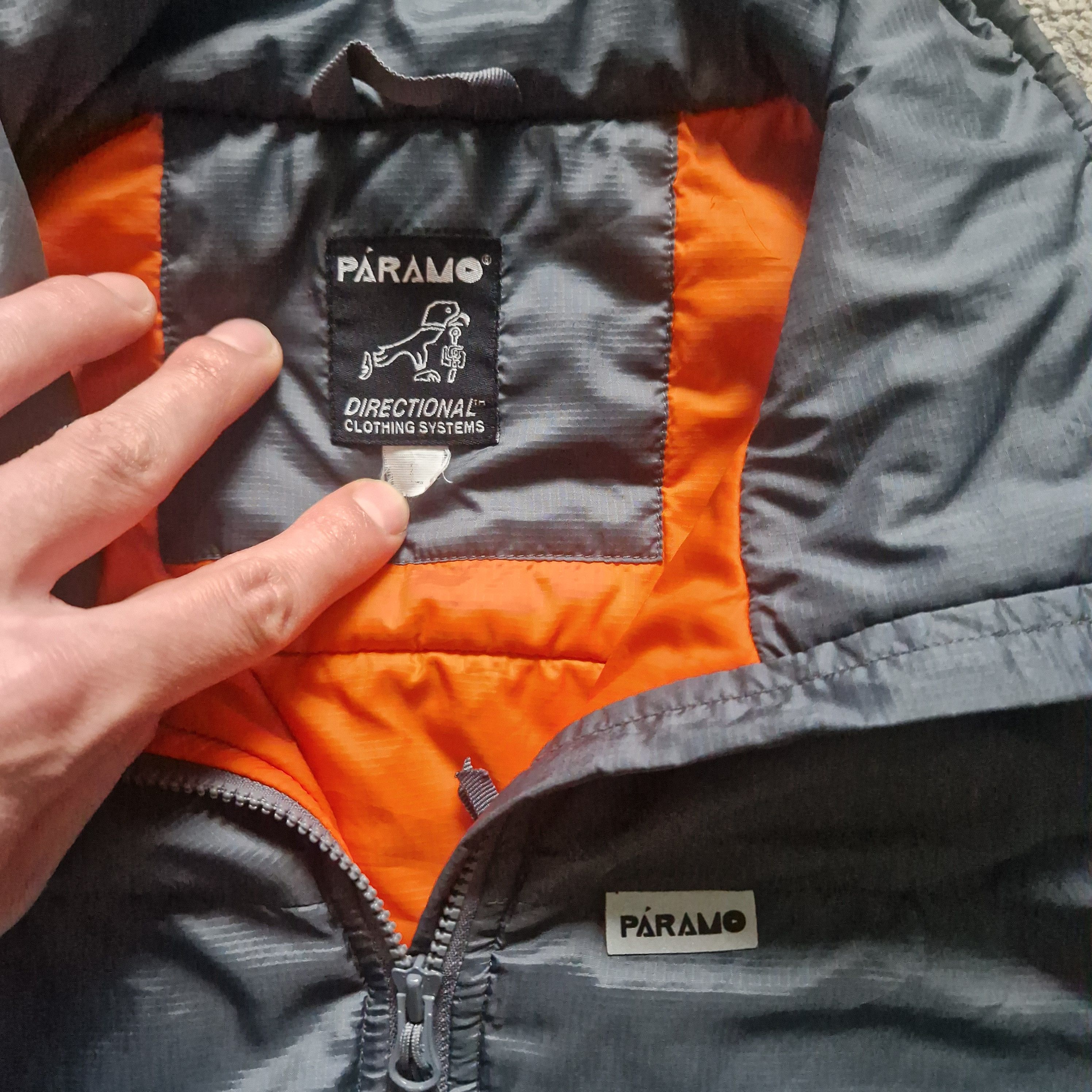 Vintage Paramo Analogy Insulator Vest by nikwax – Technical Warmth, Size US L / EU 52-54 / 3 - 5 Thumbnail