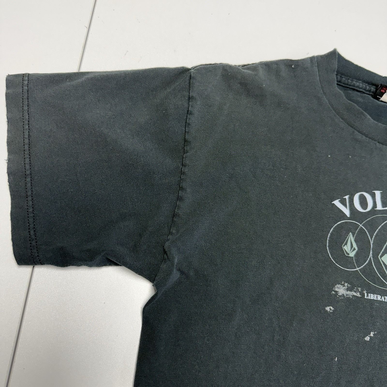 Volcom Vintage Volcom T Shirt Mens Medium 19x25 Faded Black Y2K Size US M / EU 48-50 / 2 - 3 Thumbnail