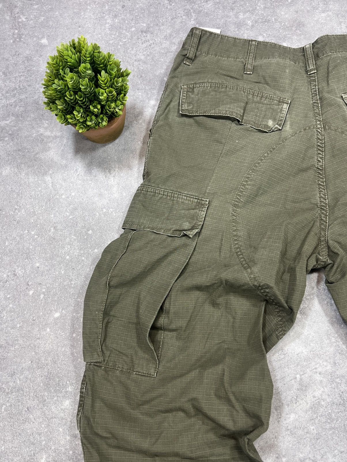 Carhartt × Vintage Vintage Carhartt Cargo Baggy Pants Loose Fit Workwear Wide Size US 32 / EU 48 - 7 Thumbnail
