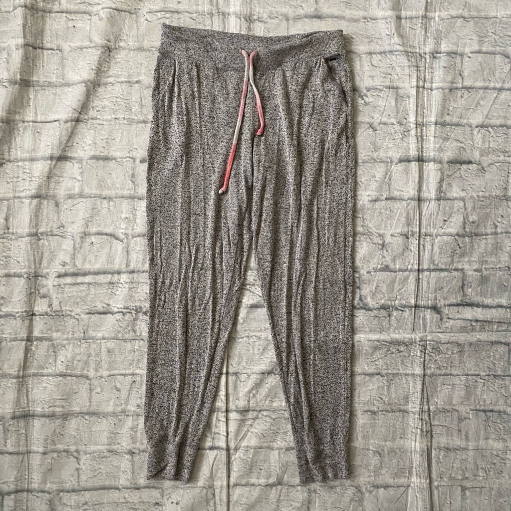 Victoria's Secret Victoria’s Secret Pink women S pajama joggers w/elastic wais Size ONE SIZE - 1 Thumbnail