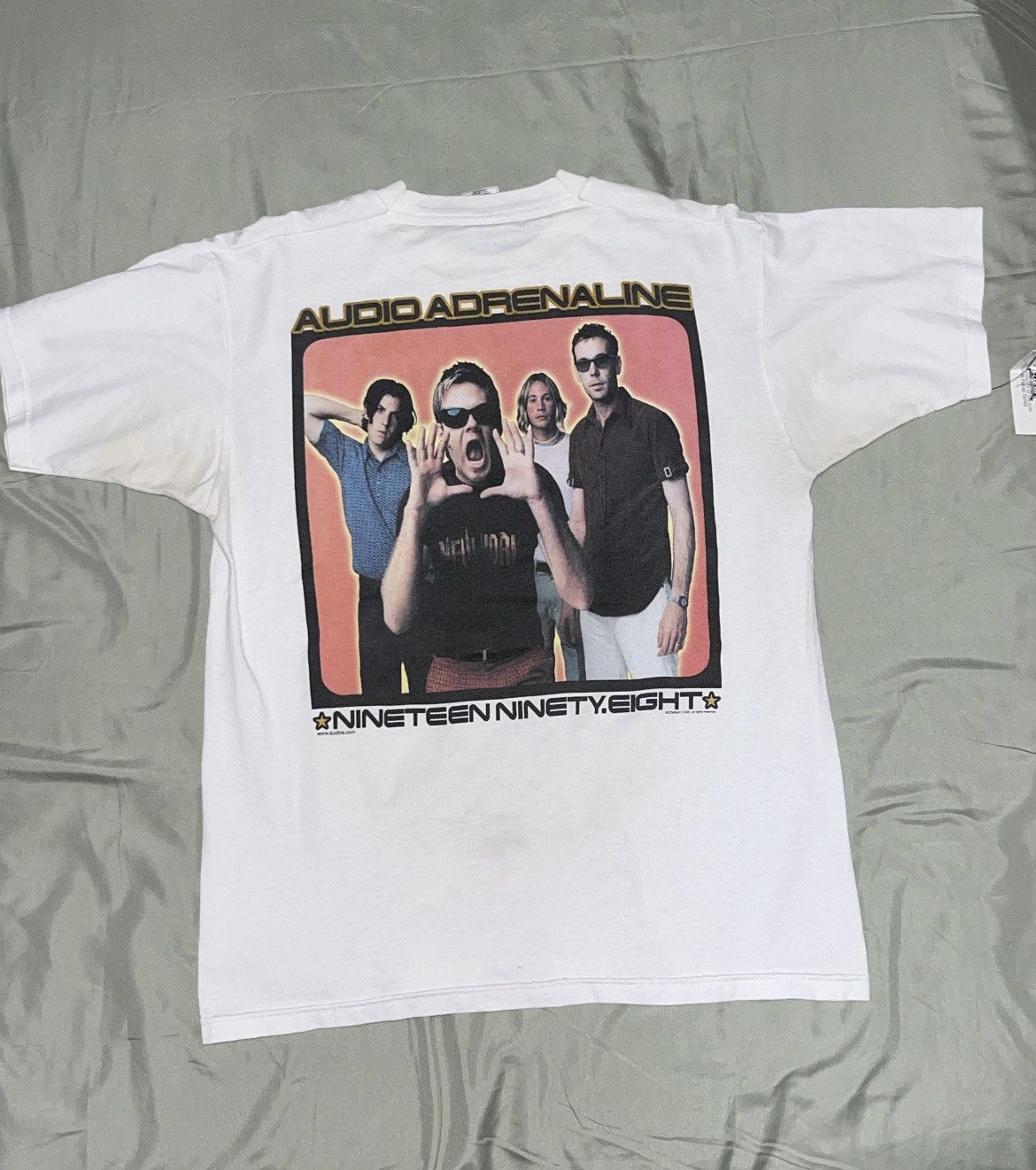 Vintage Y2K “Zombie Tour” Vintage Tee Size US M / EU 48-50 / 2 - 2 Thumbnail