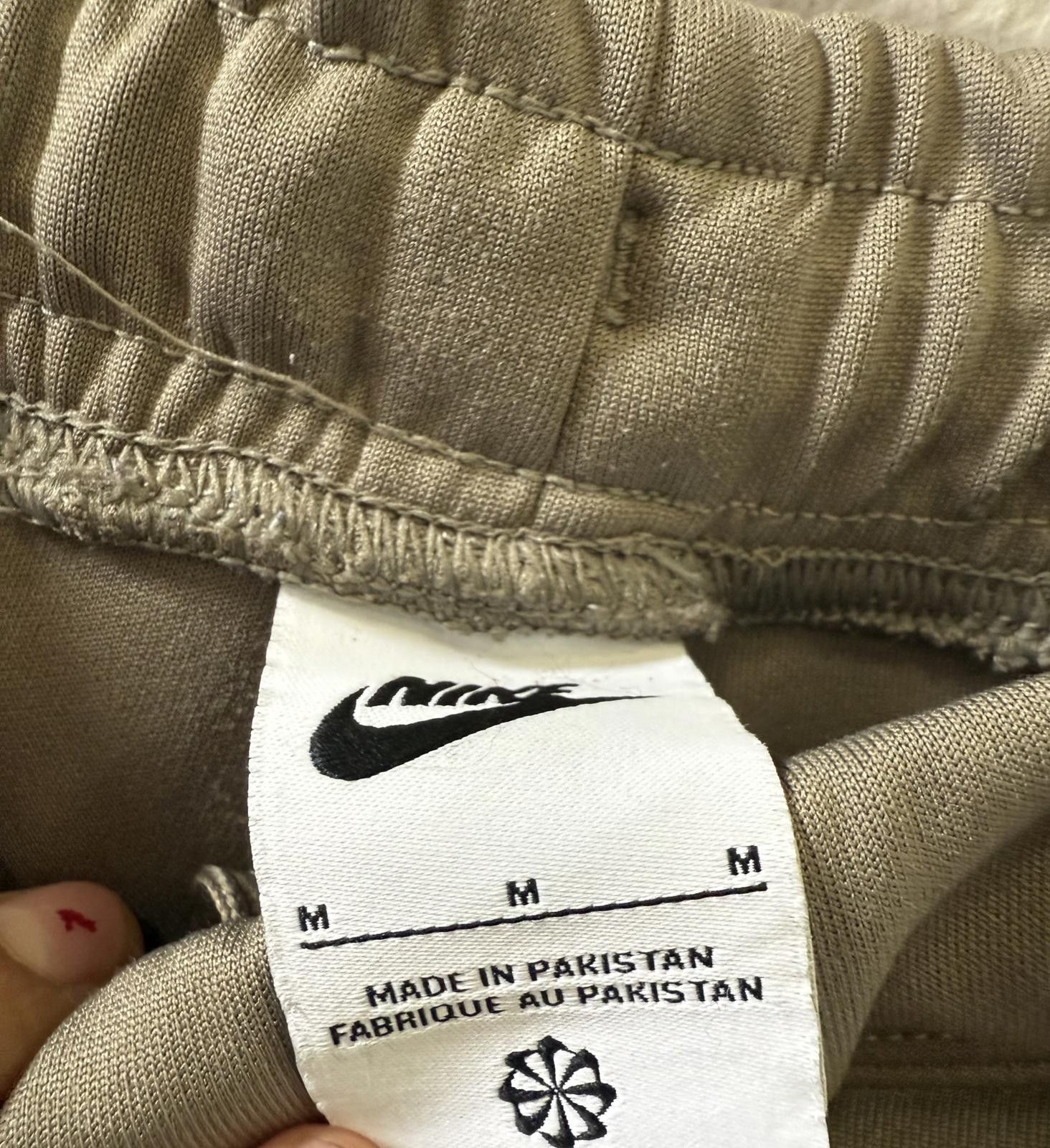 Nike Nike Women's Casual Pants Medium Khaki Size 32" / US 10 / IT 46 - 3 Thumbnail
