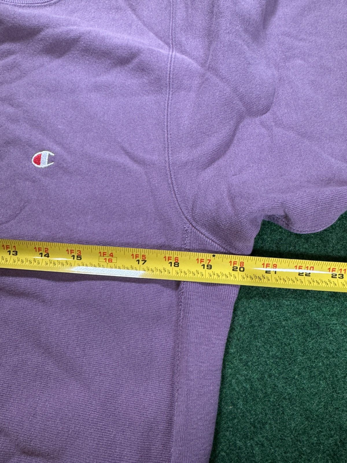 Champion × Vintage Vintage 90s Champion Reverseweave Lilac Purple Sweatshirt Size M / US 6-8 / IT 42-44 - 4 Thumbnail