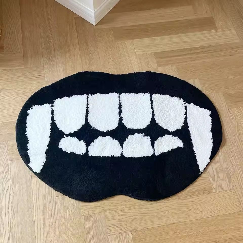 Vintage High Quality Black White Ghost Teeth Tufted Rug Size ONE SIZE - 1 Thumbnail