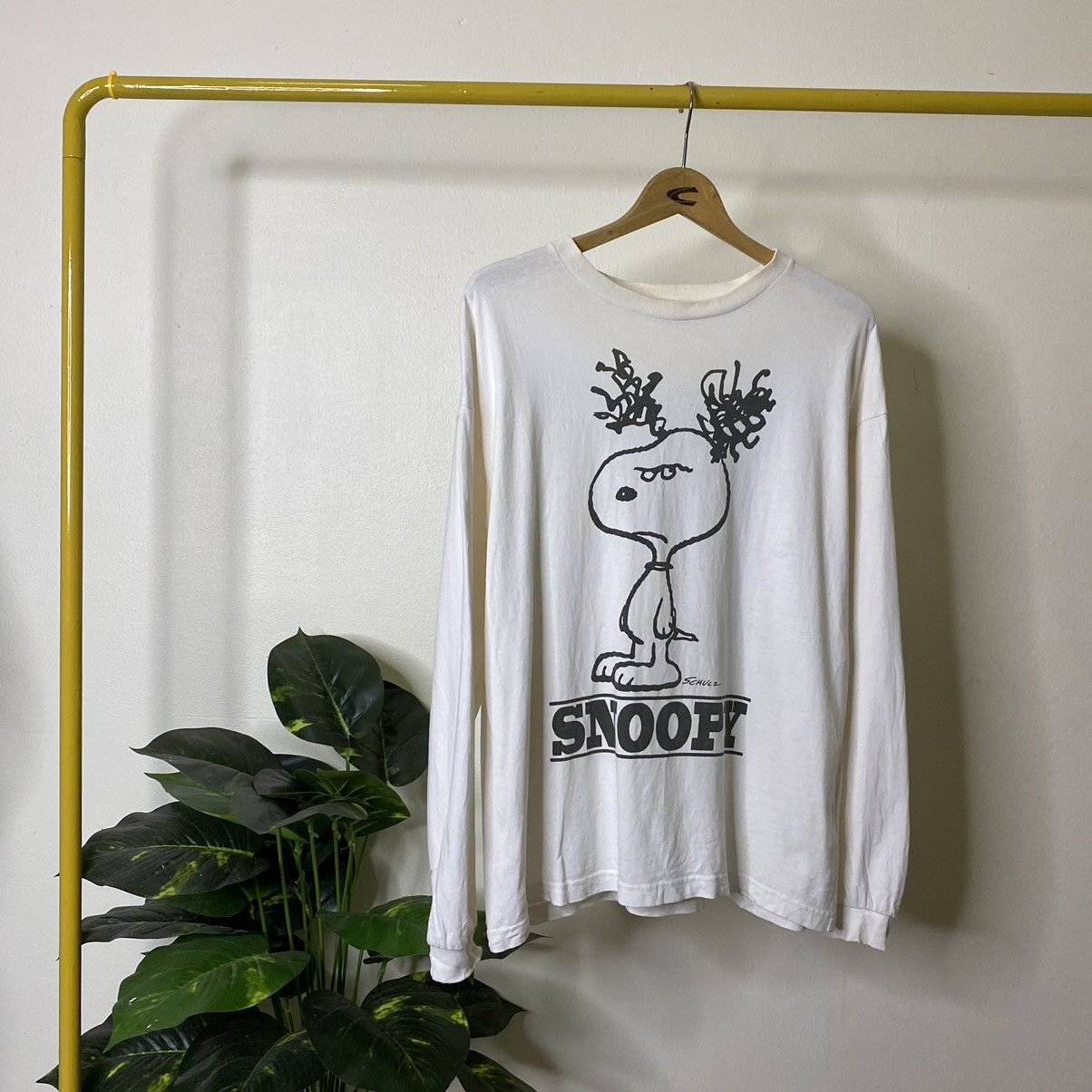 Peanuts × Vintage Vintage Peanuts Snoopy Big Graphic LS T Shirt Size US L / EU 52-54 / 3 - 1 Thumbnail
